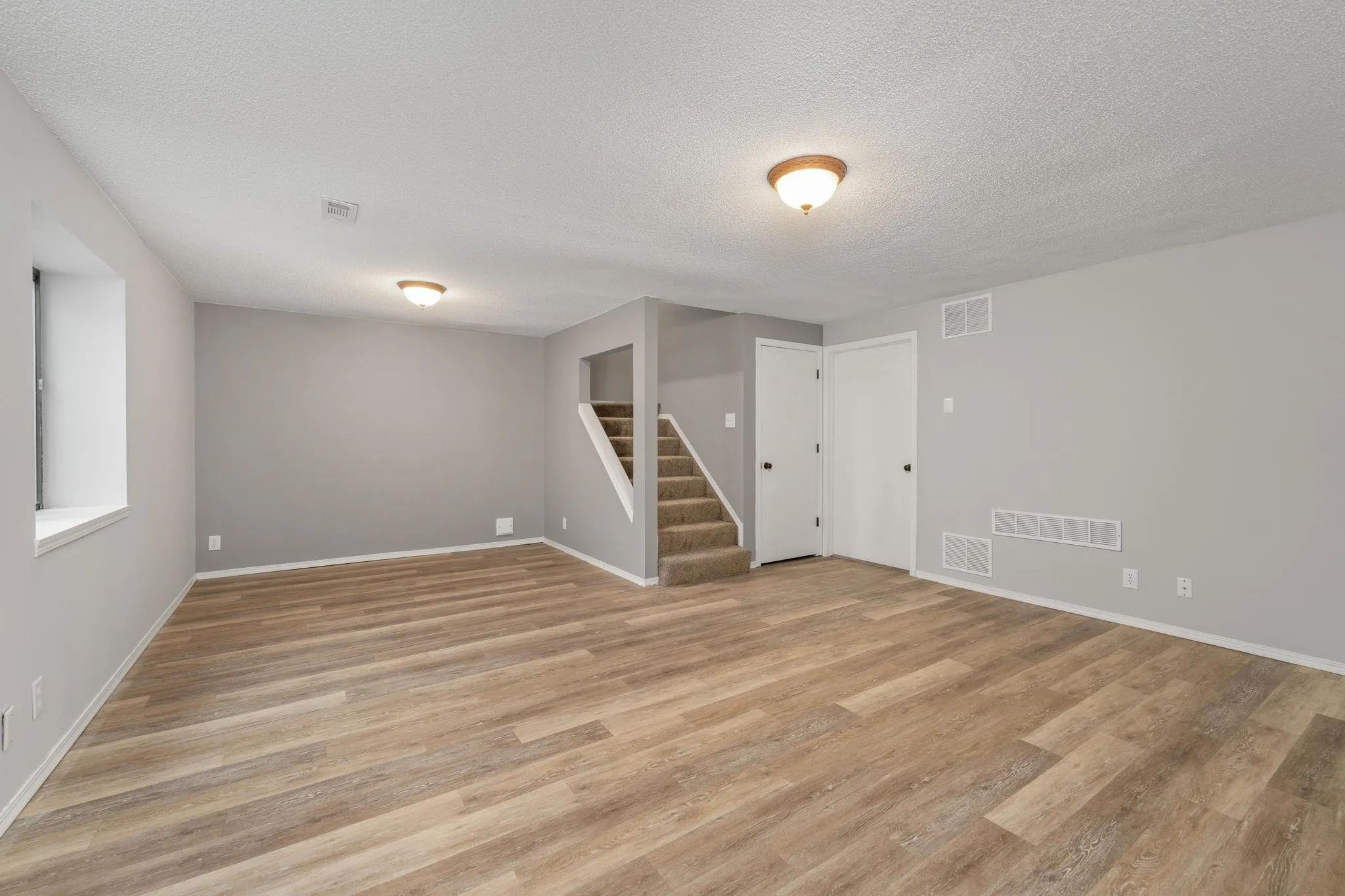 Derby, Kansas 67037, United States, 4 Bedrooms Bedrooms, ,3 BathroomsBathrooms,Residential,Active,150361