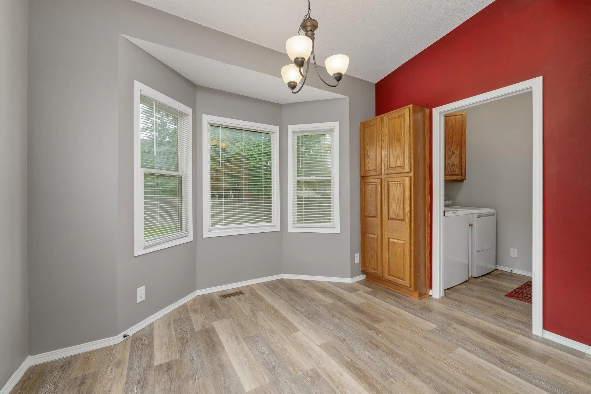 Derby, Kansas 67037, United States, 4 Bedrooms Bedrooms, ,3 BathroomsBathrooms,Residential,Active,150361