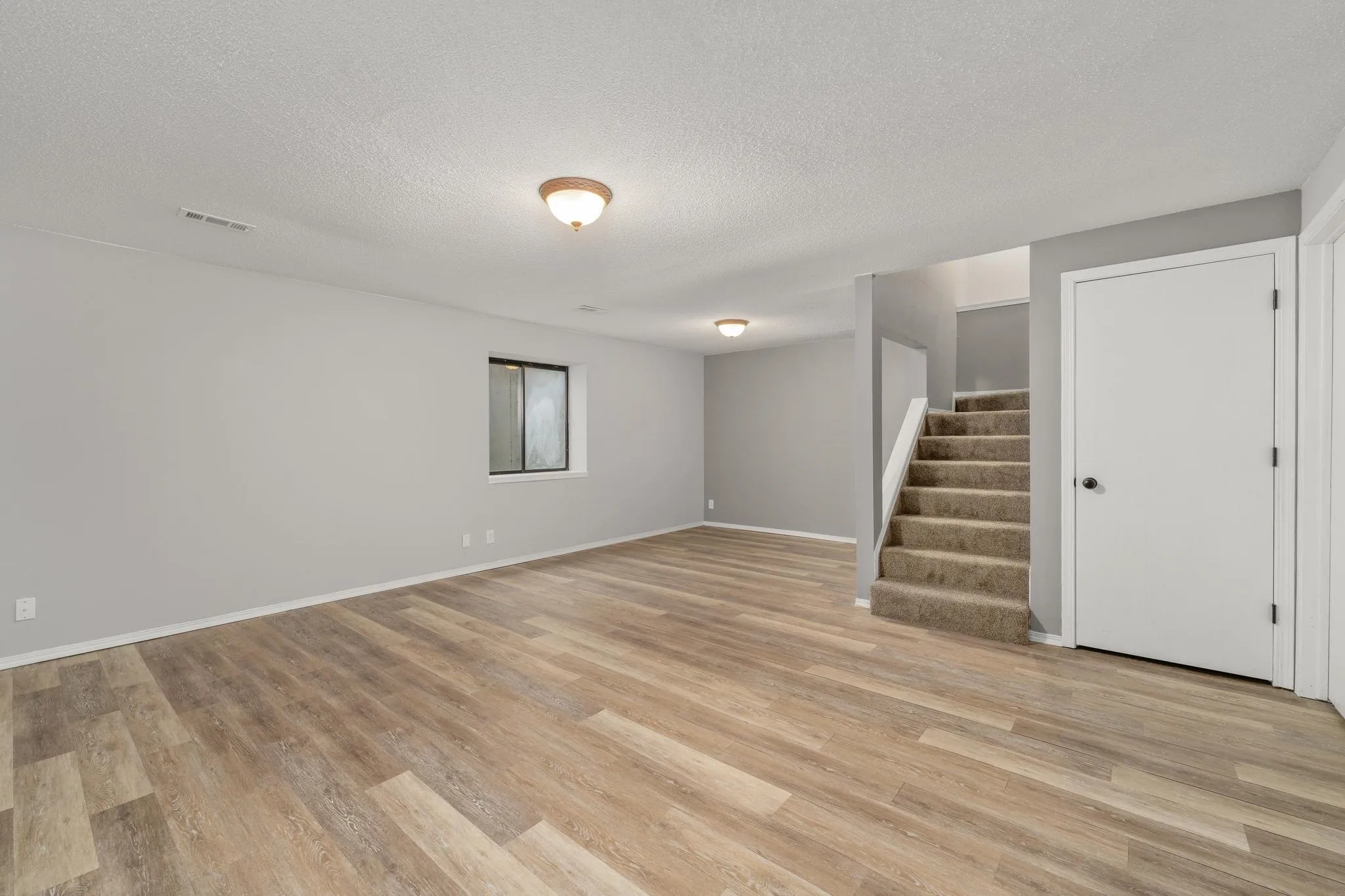 Derby, Kansas 67037, United States, 4 Bedrooms Bedrooms, ,3 BathroomsBathrooms,Residential,Active,150361