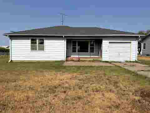 Homes For Sale - 604 S 3rd St<br/> Bushton, KS 67427