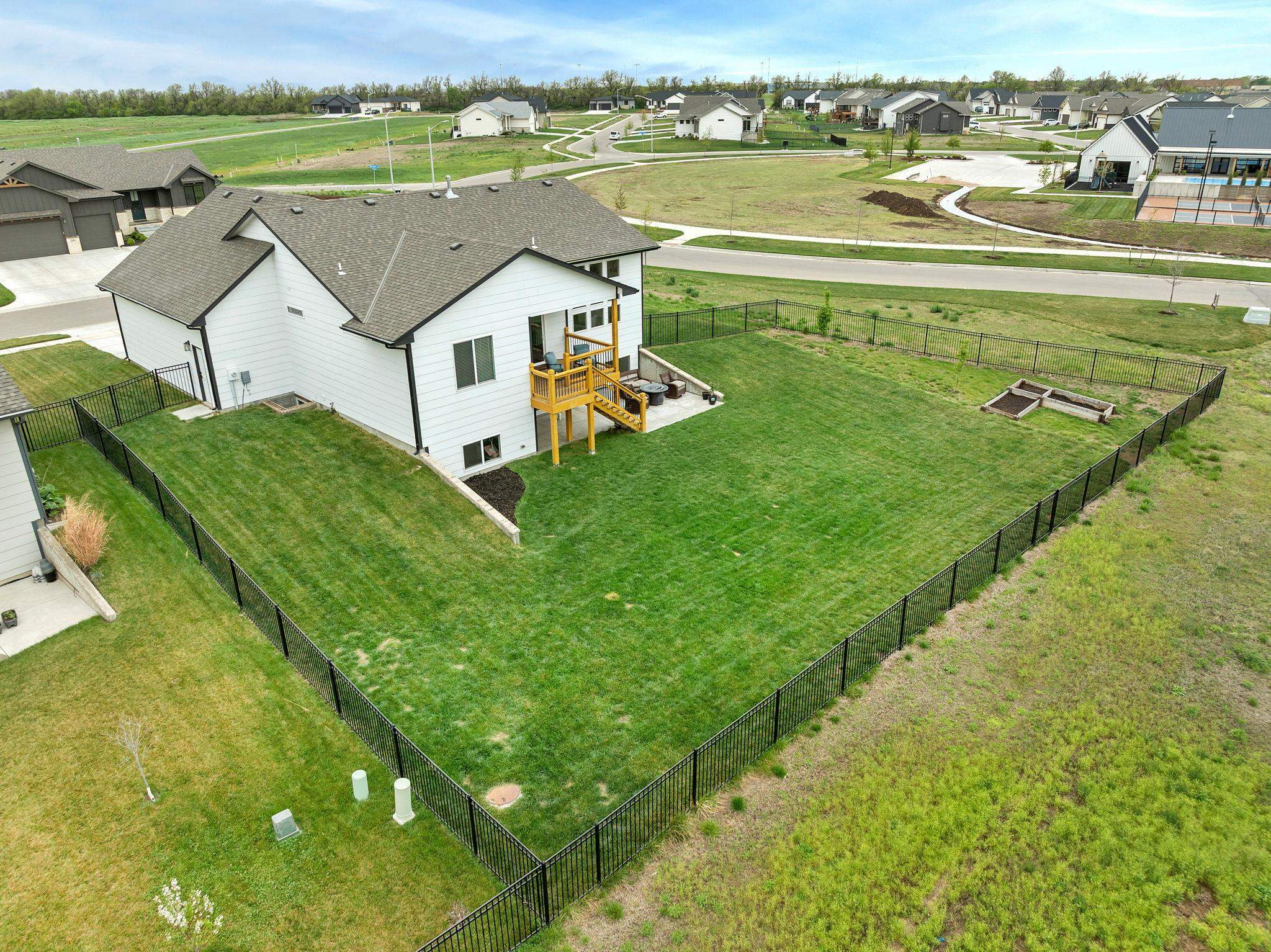 1304 Footbridge St, Goddard, Kansas image 32