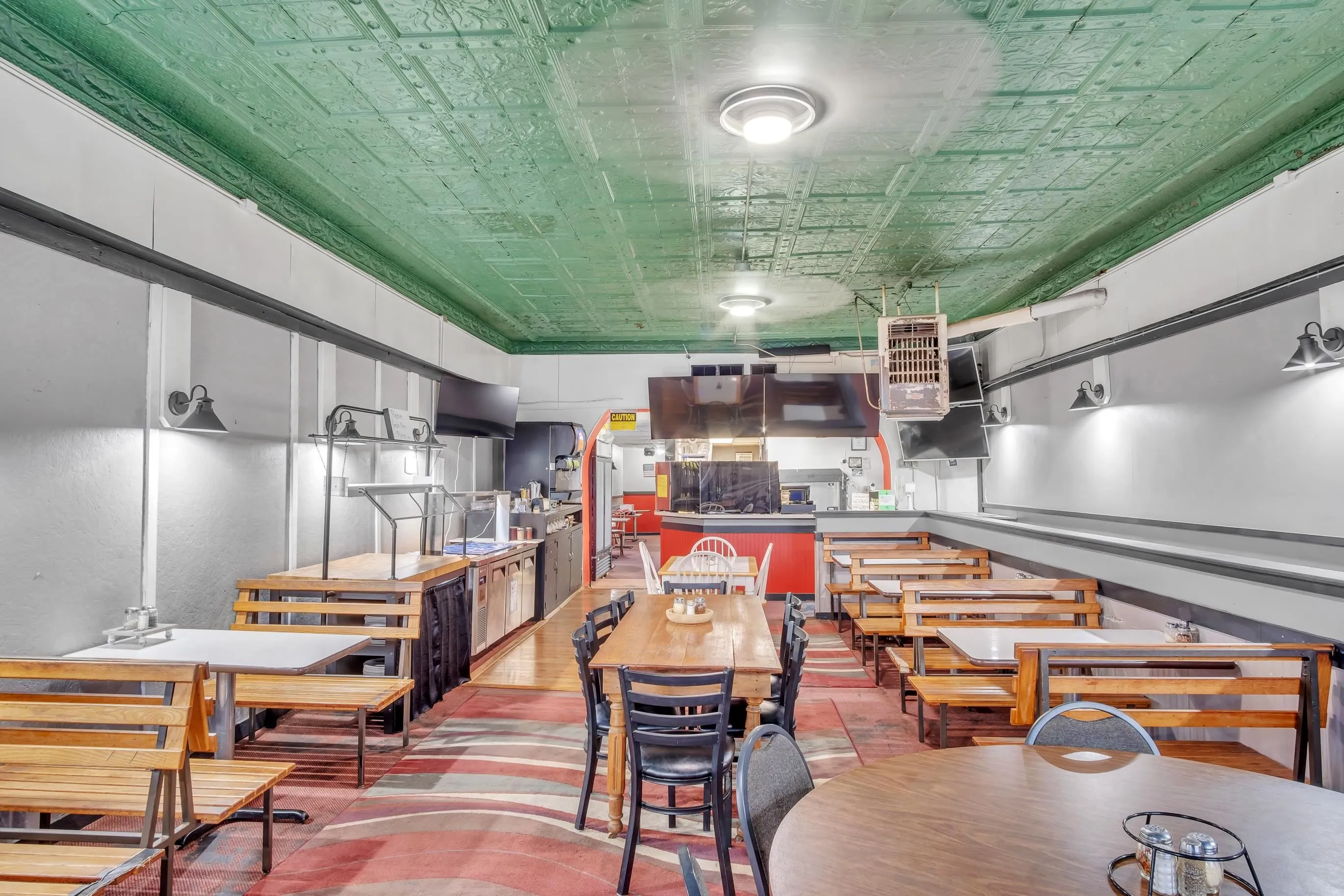 Marion, Kansas 66861, United States, ,Commercial,Active,216002