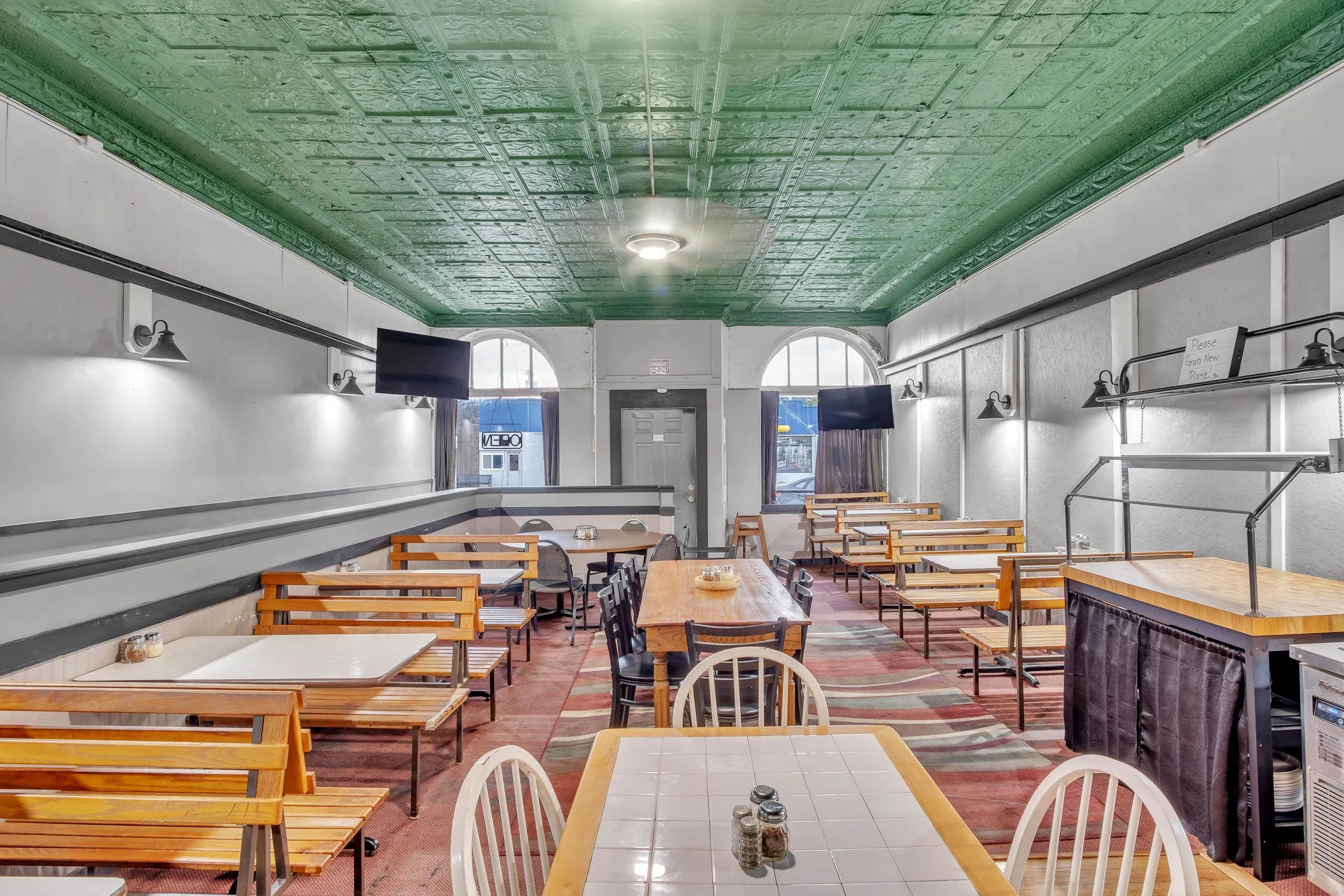 Marion, Kansas 66861, United States, ,Commercial,Active,216002