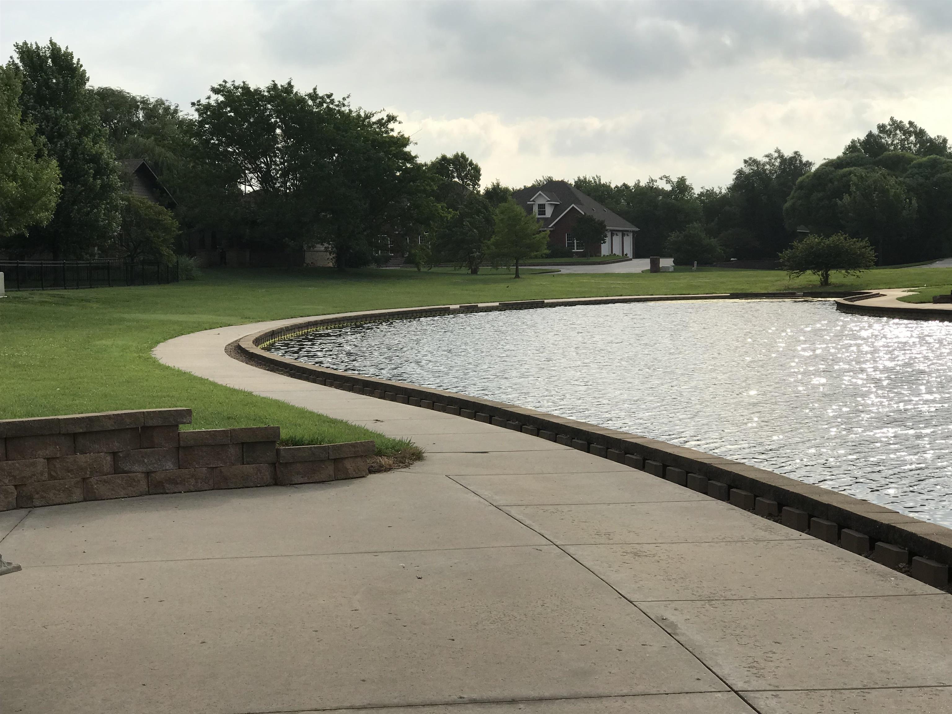 325 Old Colony Ct, North Newton, Kansas image 3