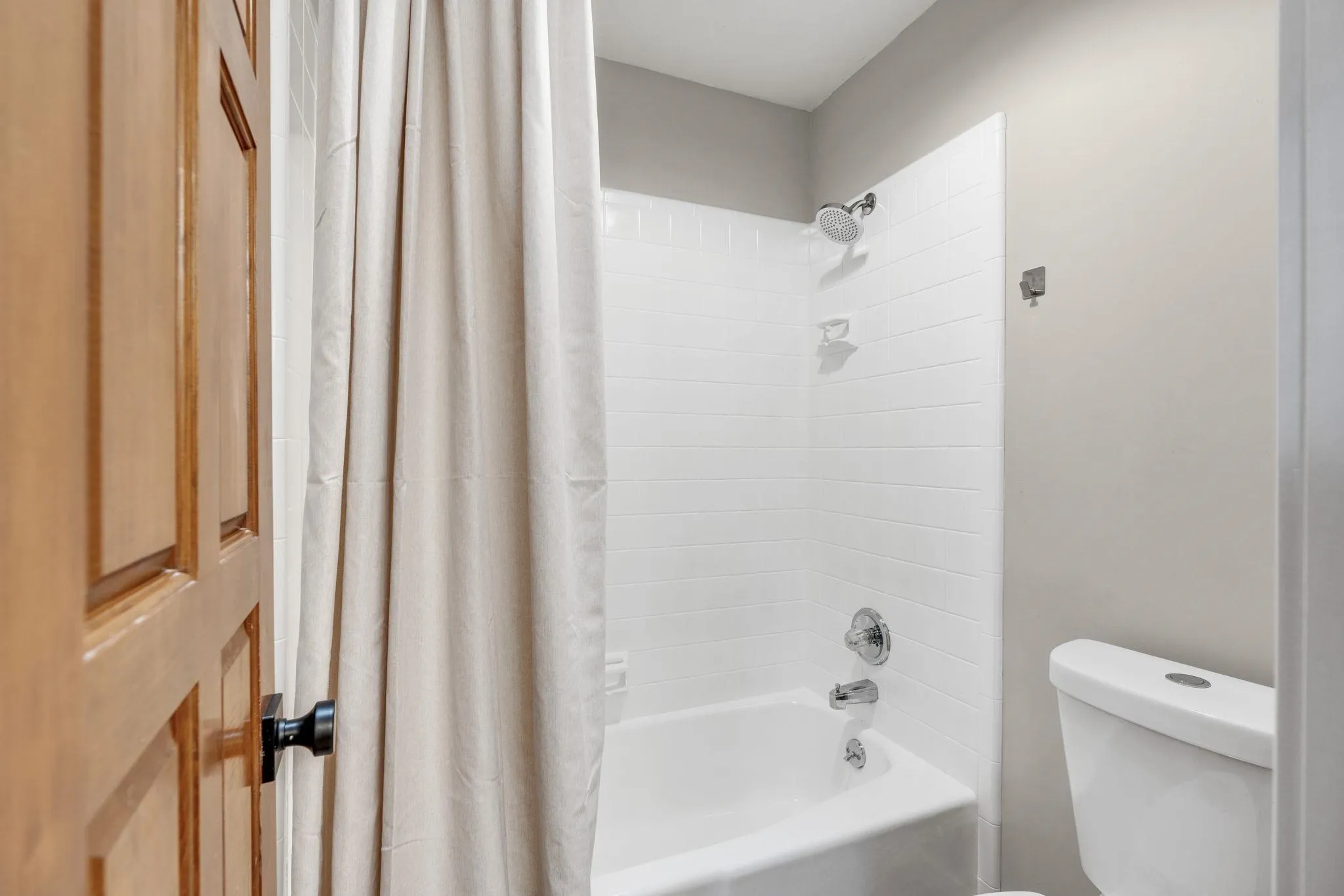 Wichita, Kansas 67230, United States, 4 Bedrooms Bedrooms, ,3 BathroomsBathrooms,Residential,Active,90307