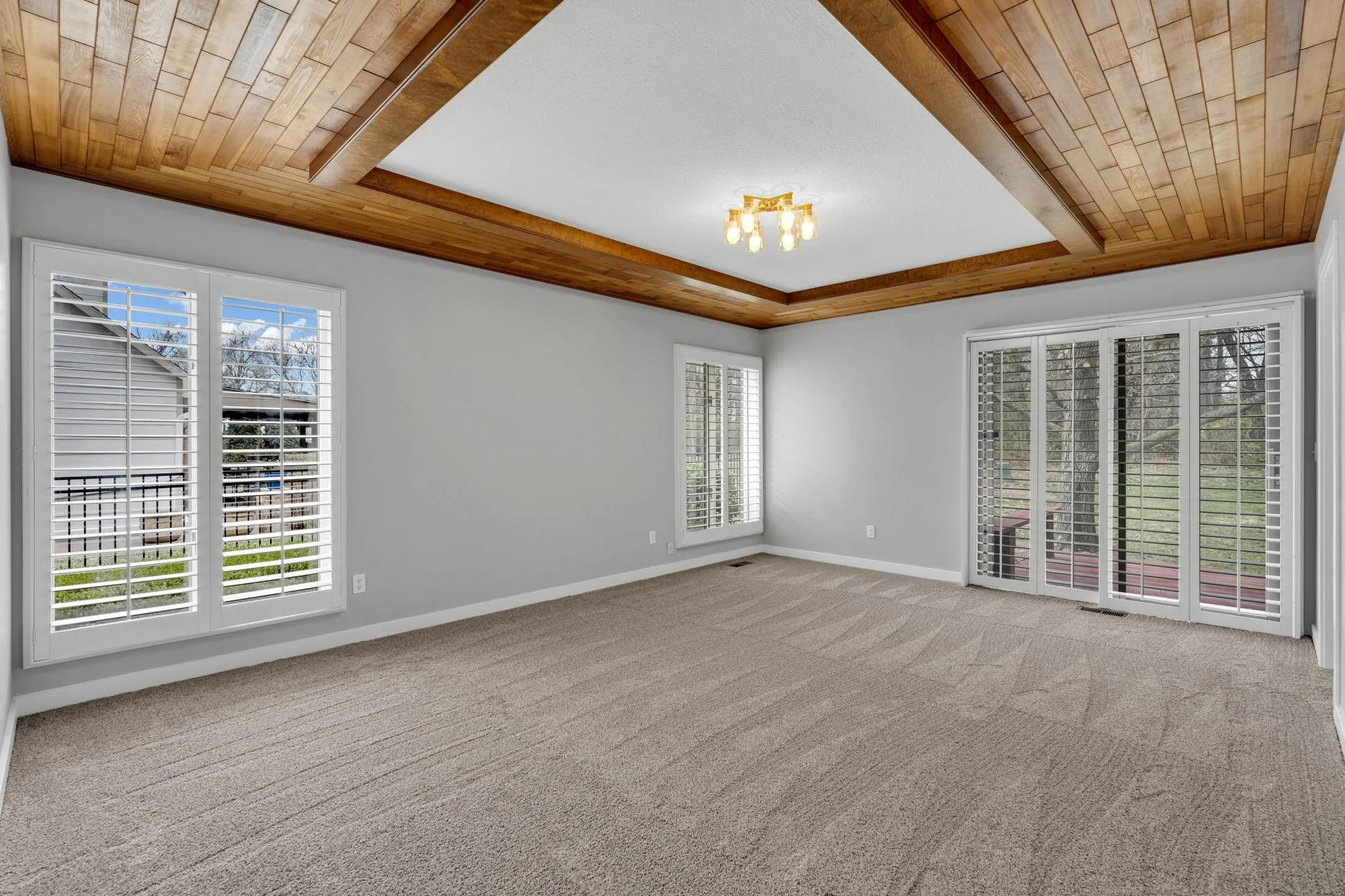 Wichita, Kansas 67230, United States, 4 Bedrooms Bedrooms, ,3 BathroomsBathrooms,Residential,Active,90307