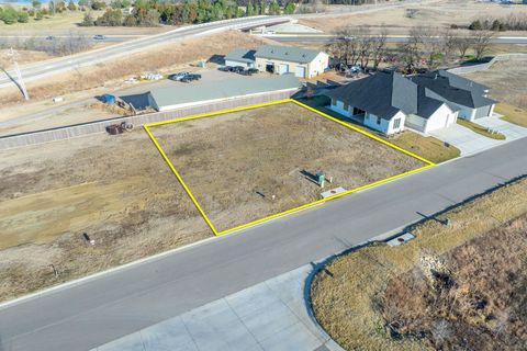 Vacant Land For Sale - 837 N Speyside Cir<br/> Andover, KS 67002