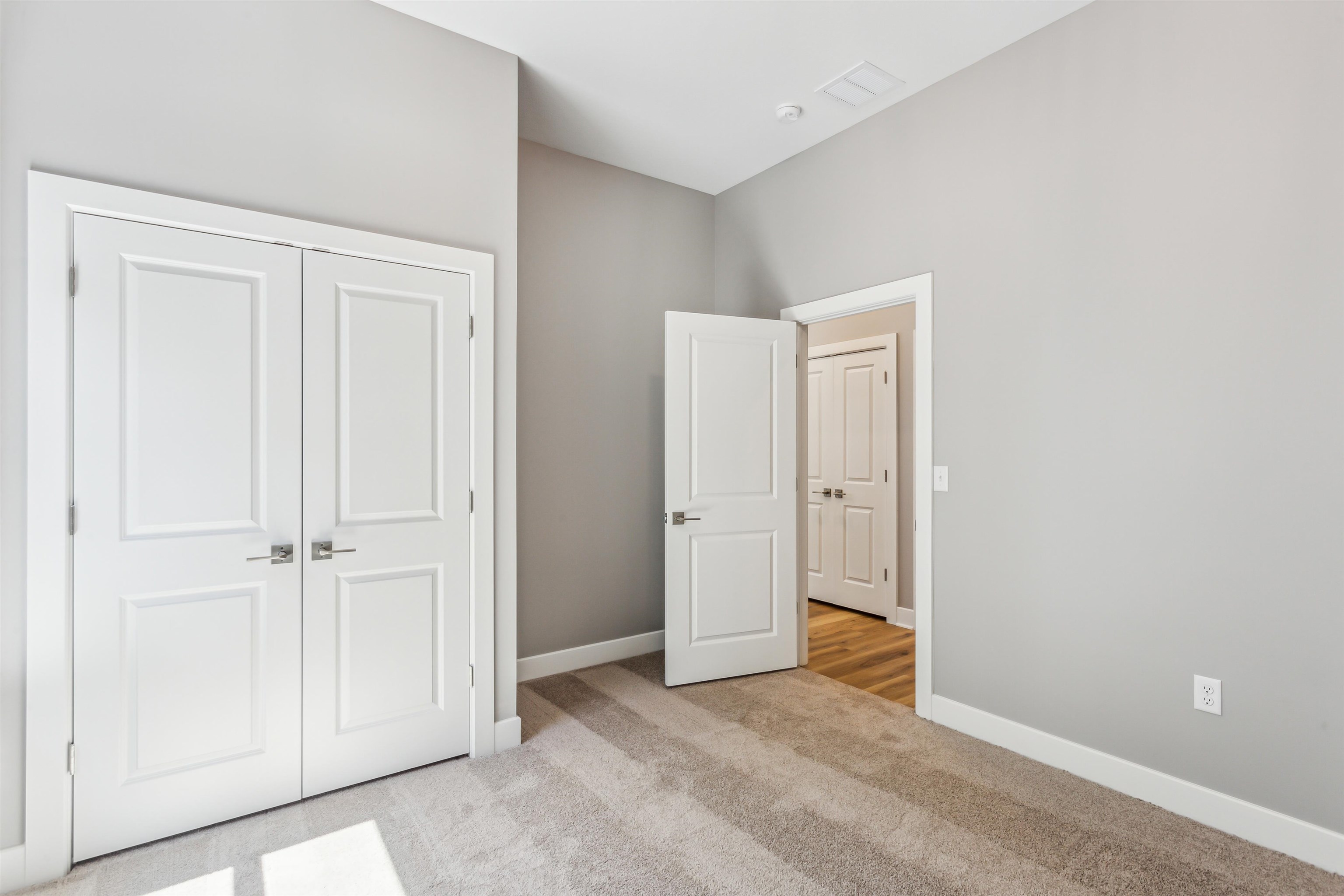421 E Lexington Ln, Andover, Kansas image 19