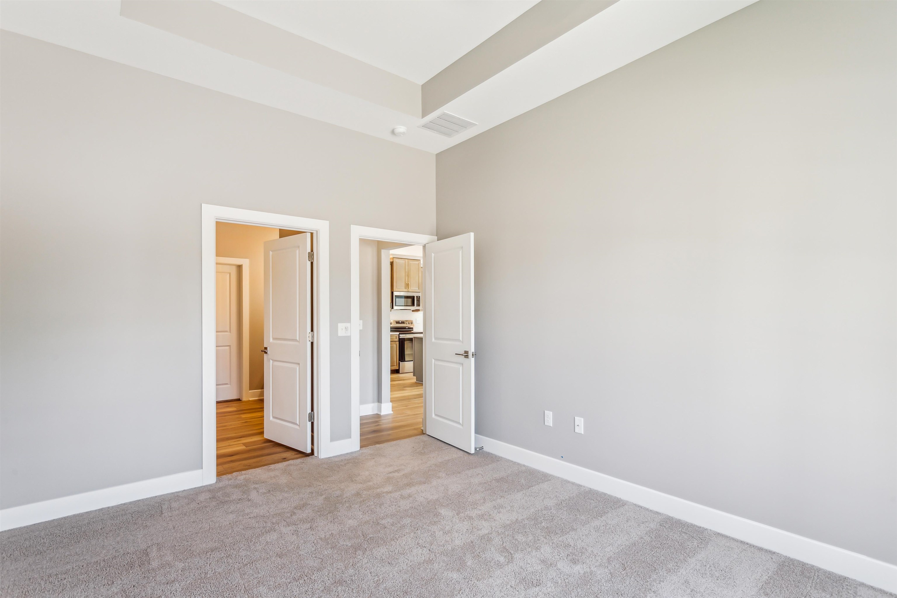 421 E Lexington Ln, Andover, Kansas image 13