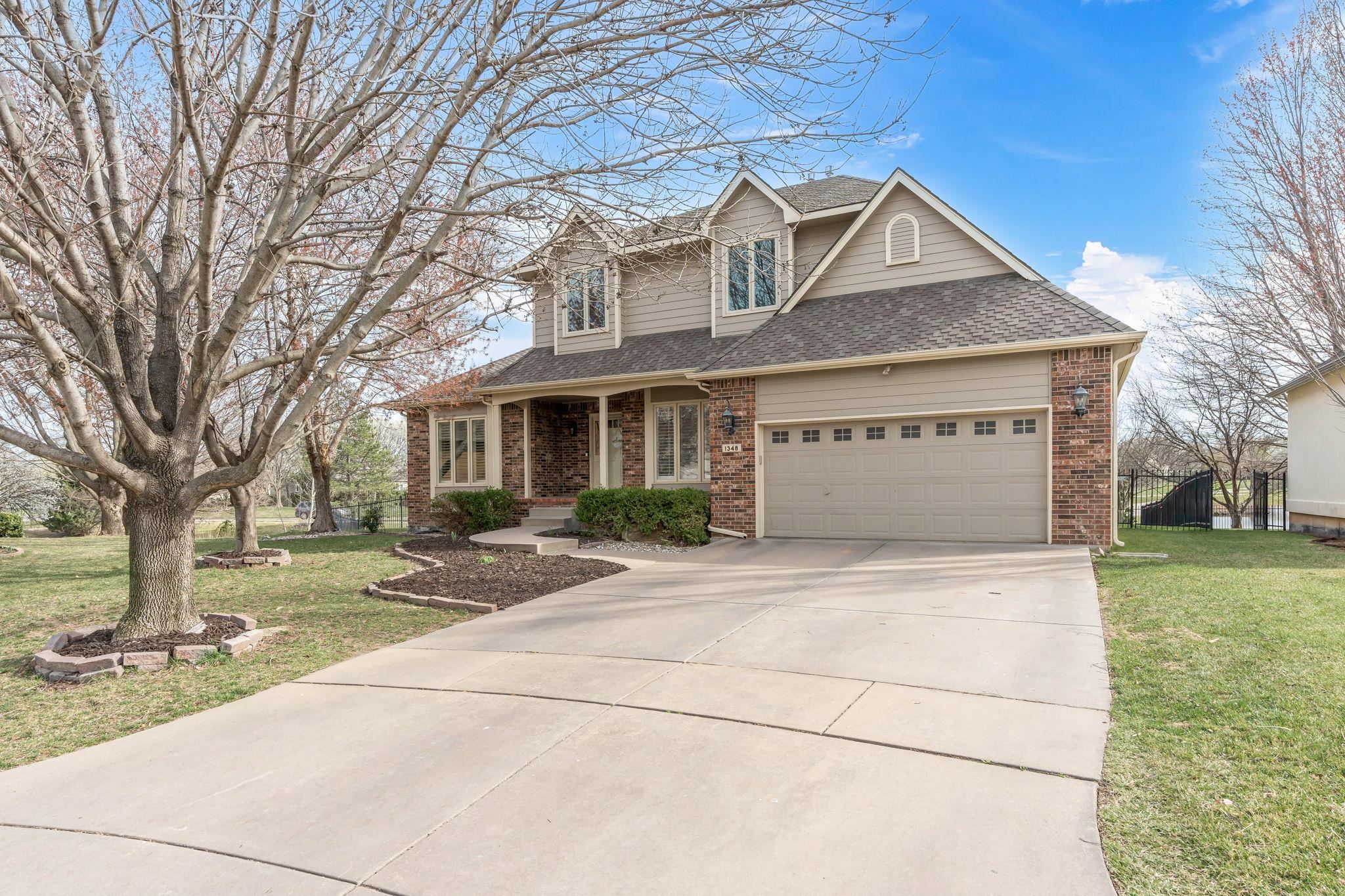 1348 N Country Walk Cir, Wichita, Kansas image 2