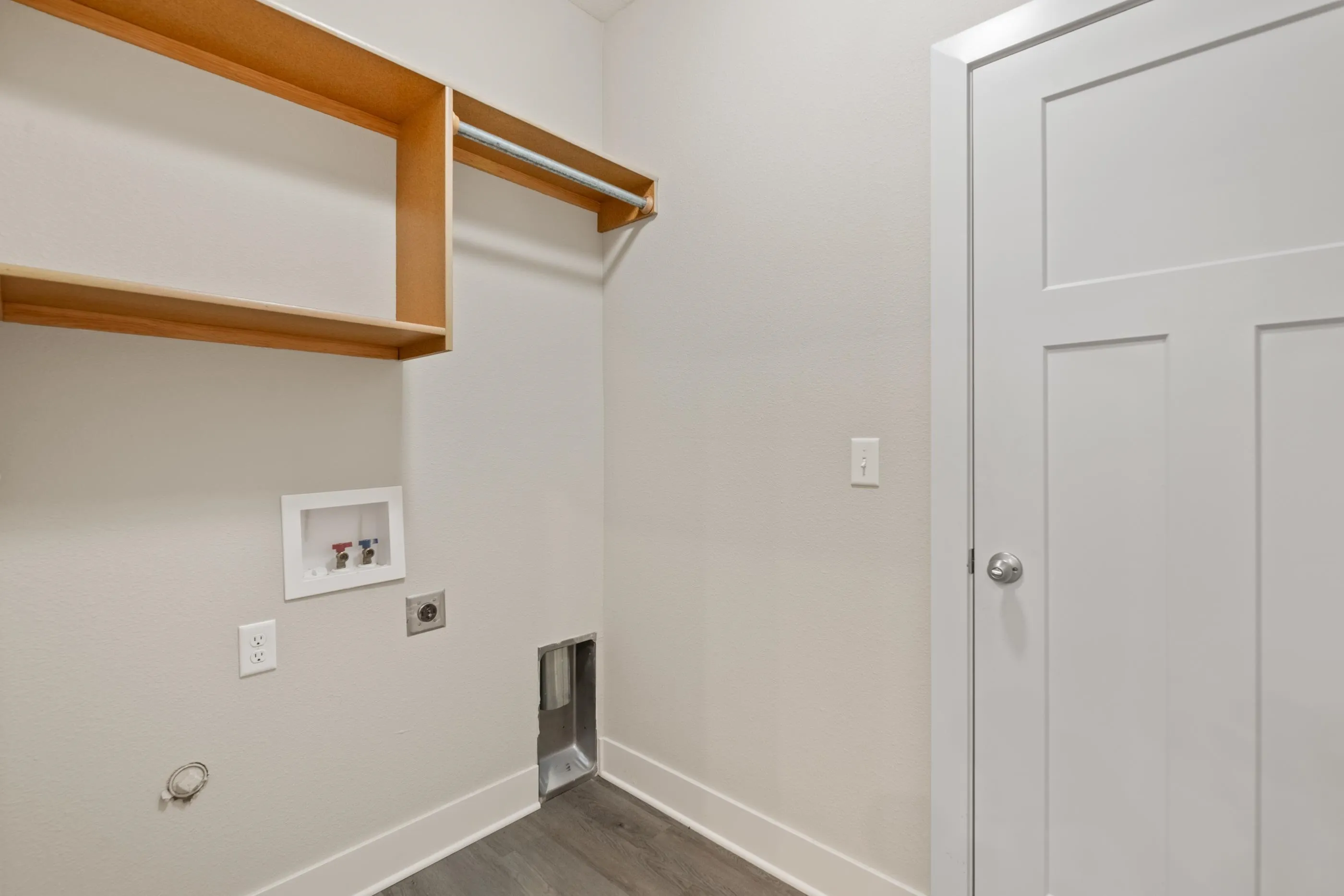 Wichita, Kansas 67217, United States, ,Residential,Active,230946