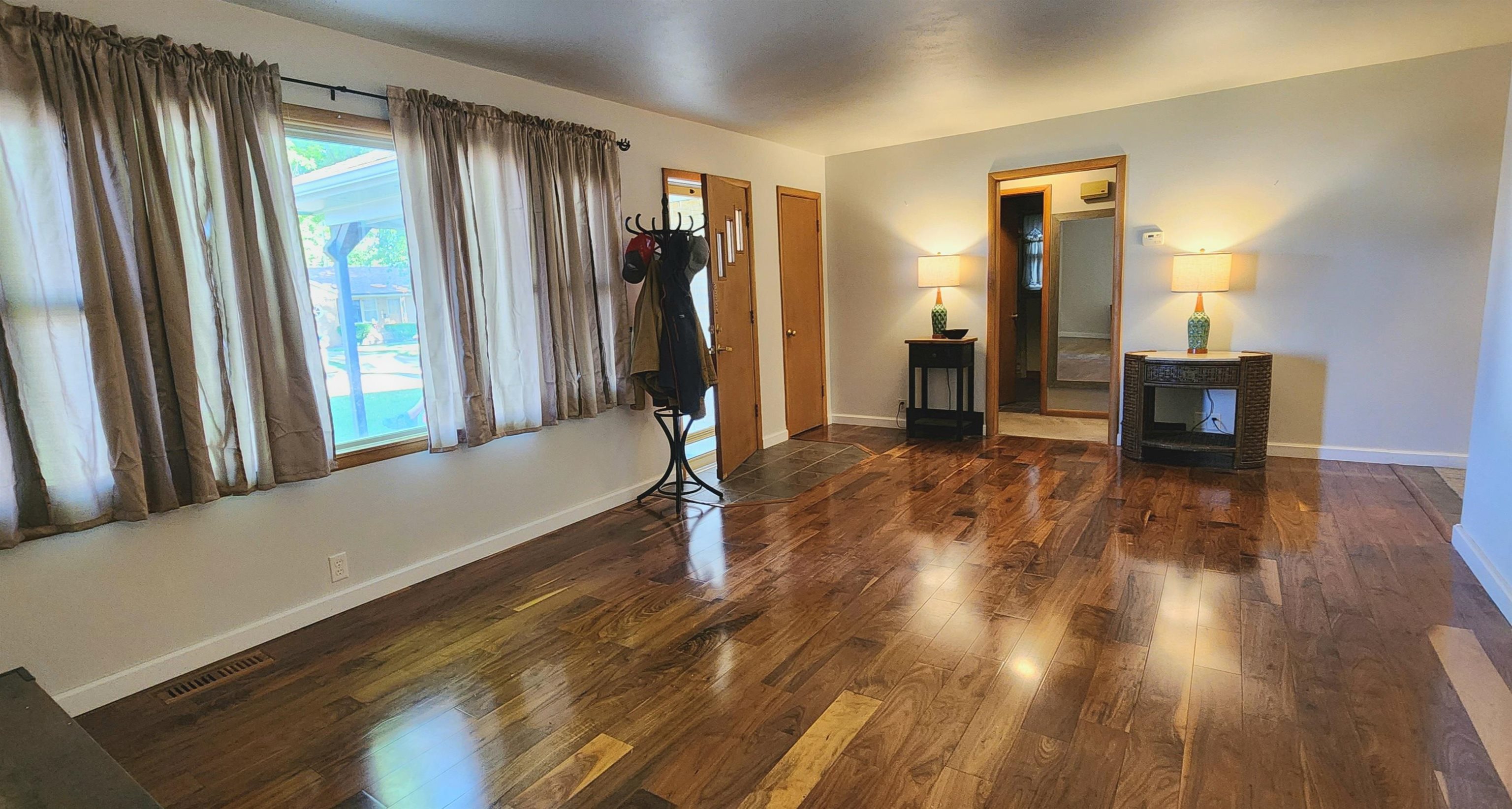 219 Marriott Dr, Eureka, Kansas image 5