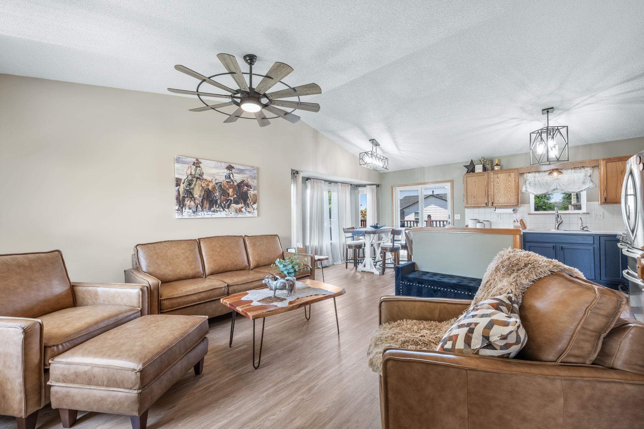 408 E Woodfield Ave, Mulvane, Kansas image 3