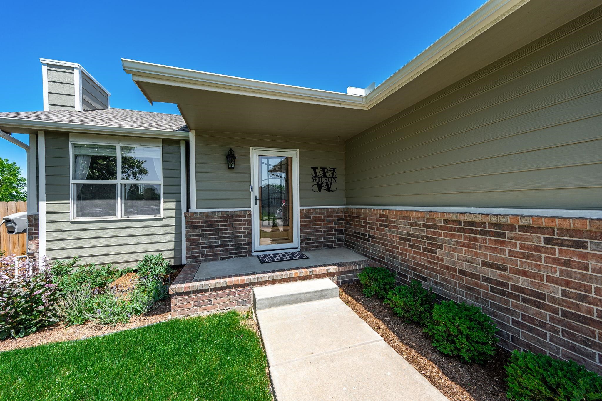 408 E Woodfield Ave, Mulvane, Kansas image 2