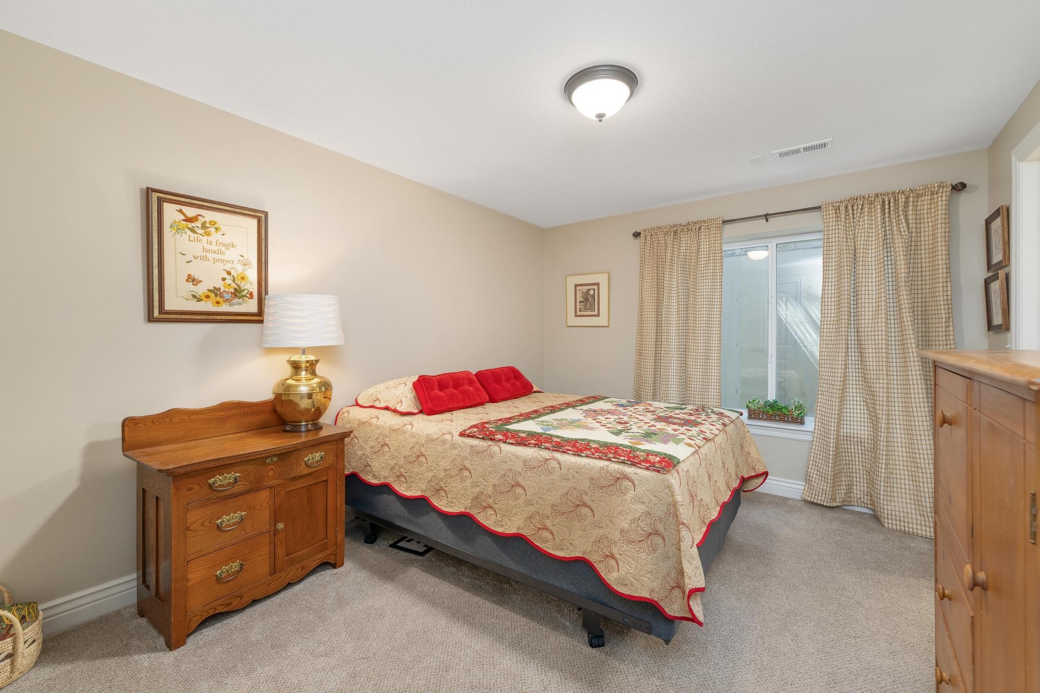 2419 N Morning Dew St, Wichita, Kansas image 24