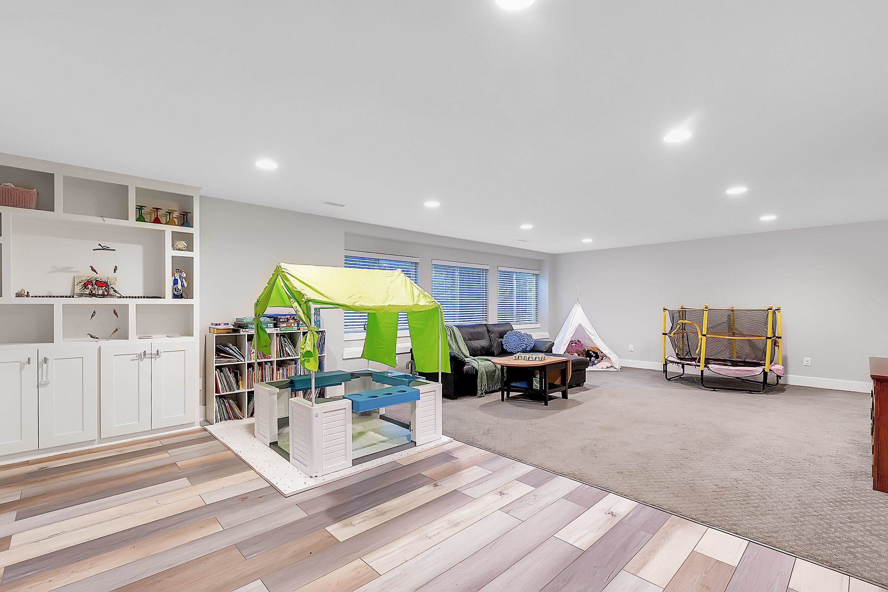 2400 N Fairway Ln, Derby, Kansas image 23