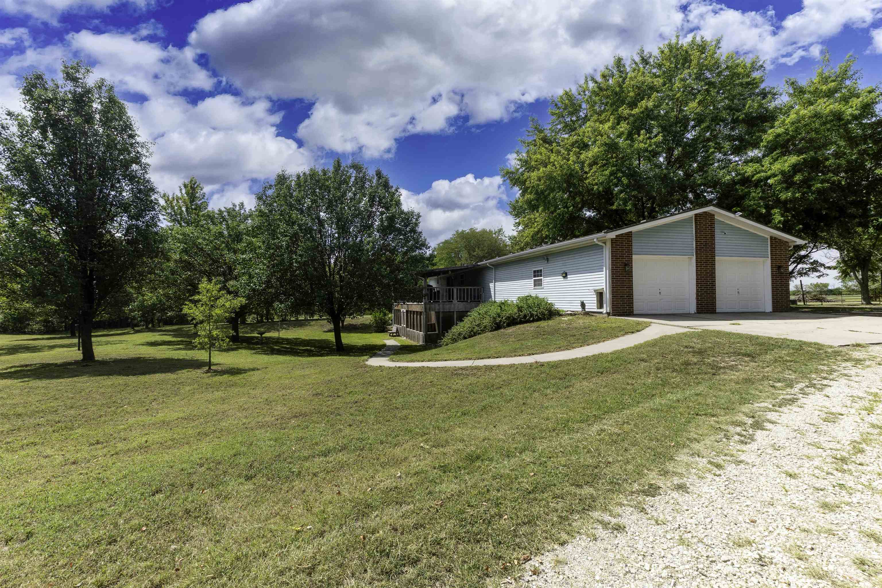 2819 SW Fulton Rd, Towanda, Kansas image 26