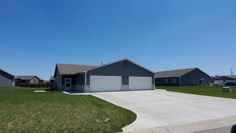 10408 E Conifer St, Wichita, KS MLS: 655261