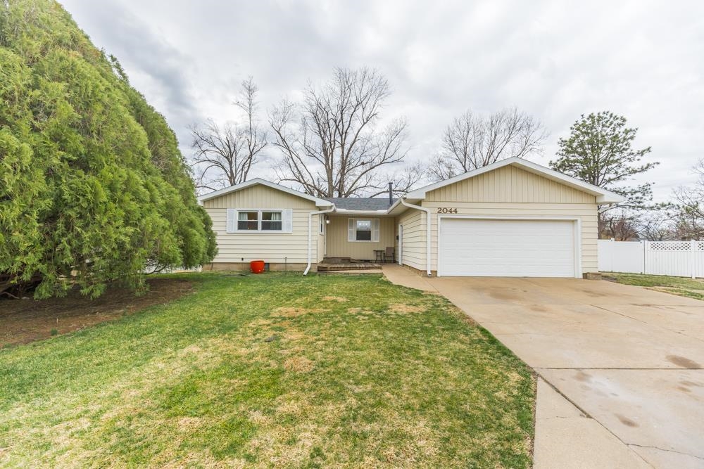 2044 Quincy Cir, Salina, Kansas image 26