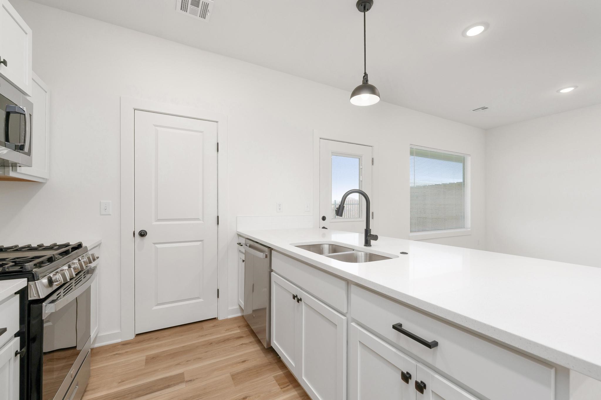 2326 S Spring Hill Ct, Goddard, Kansas image 13