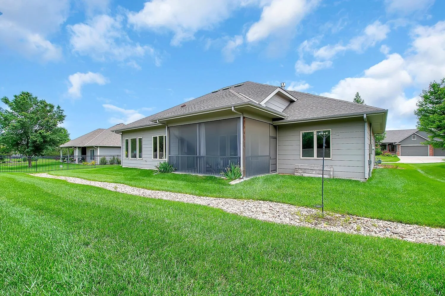 Augusta, Kansas 67010, United States, 3 Bedrooms Bedrooms, ,2 BathroomsBathrooms,Residential,Active,135727