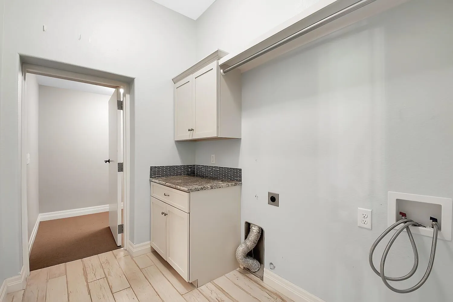 Augusta, Kansas 67010, United States, 3 Bedrooms Bedrooms, ,2 BathroomsBathrooms,Residential,Active,135727