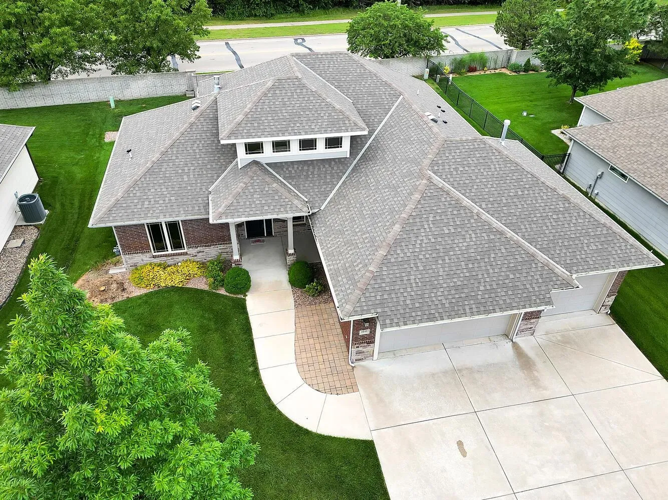 Augusta, Kansas 67010, United States, 3 Bedrooms Bedrooms, ,2 BathroomsBathrooms,Residential,Active,135727