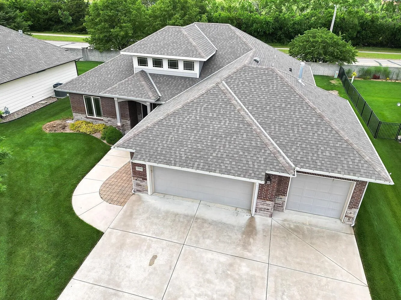 Augusta, Kansas 67010, United States, 3 Bedrooms Bedrooms, ,2 BathroomsBathrooms,Residential,Active,135727