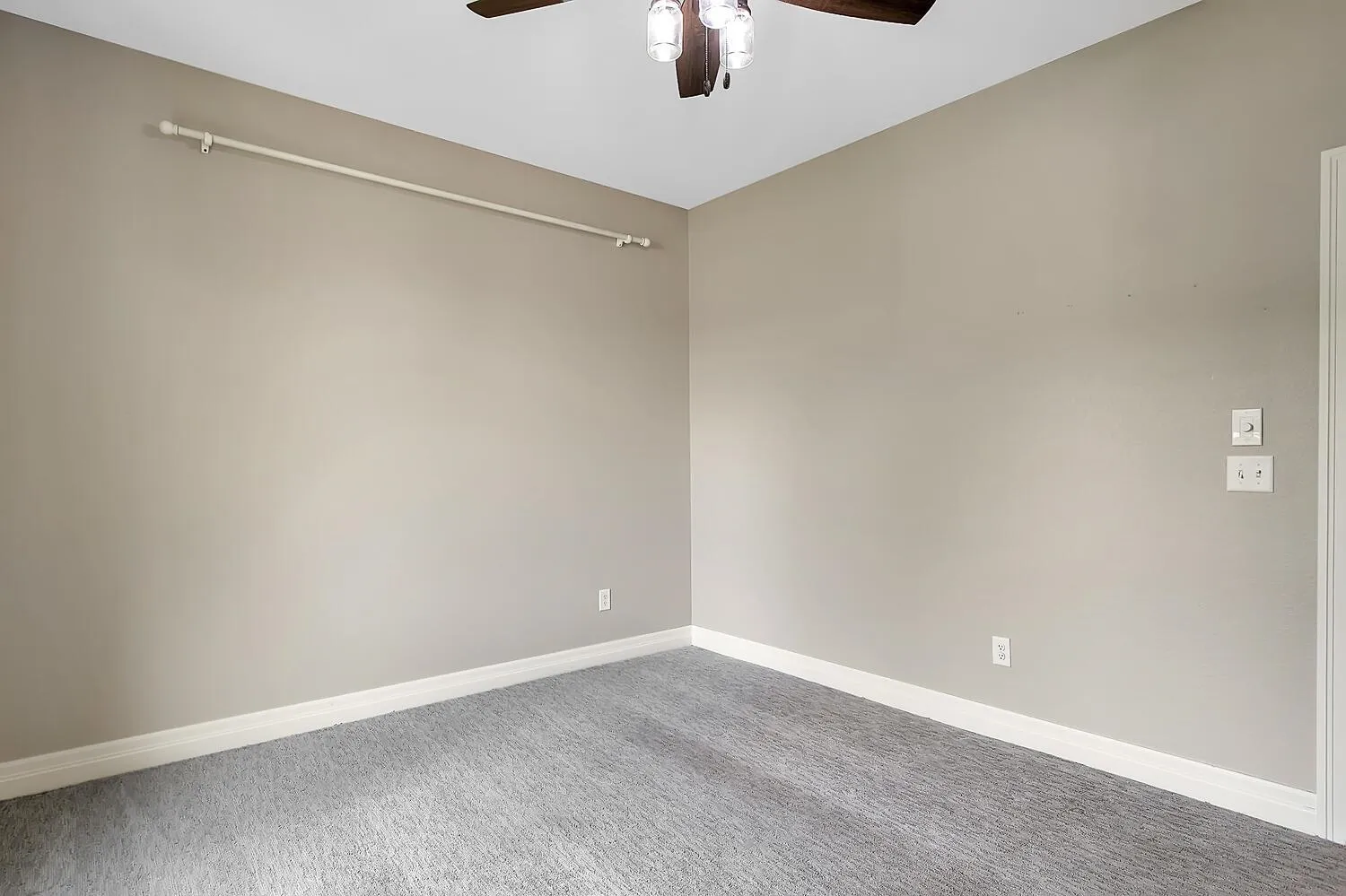 Augusta, Kansas 67010, United States, 3 Bedrooms Bedrooms, ,2 BathroomsBathrooms,Residential,Active,135727