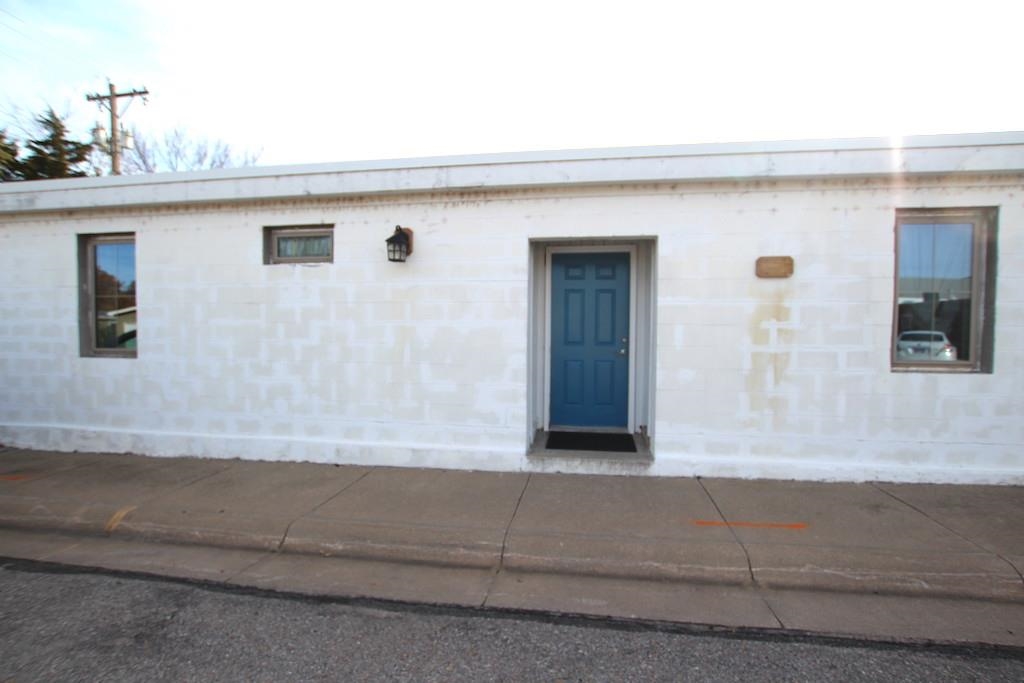 128 N Main St, Goddard, Kansas image 3