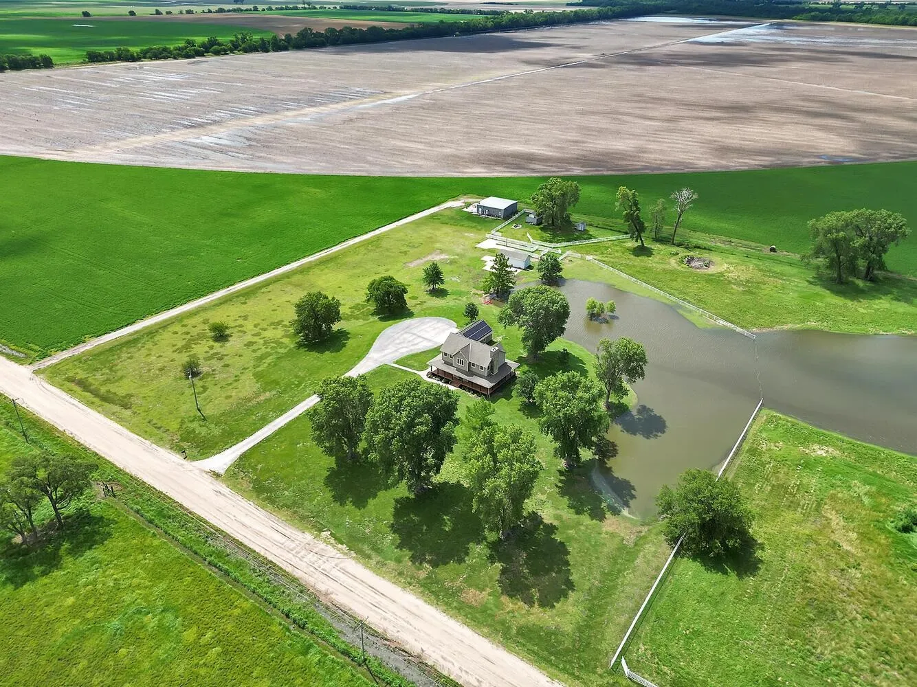 Sedgwick, Kansas 67135, United States, 7 Bedrooms Bedrooms, ,5 BathroomsBathrooms,Residential,Active,154874