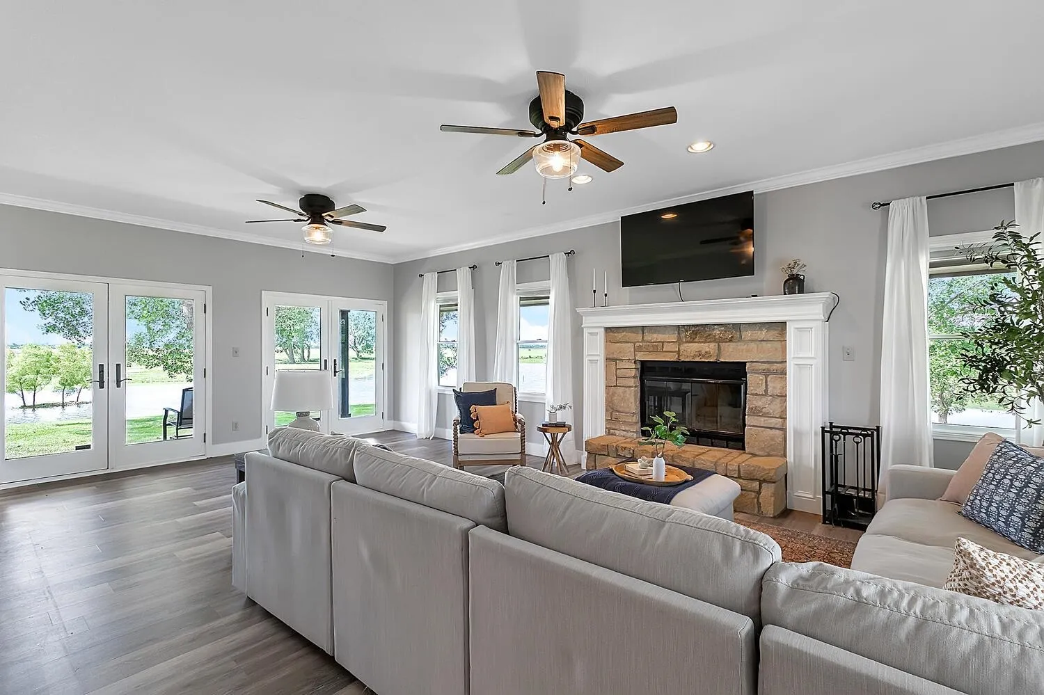 Sedgwick, Kansas 67135, United States, 7 Bedrooms Bedrooms, ,5 BathroomsBathrooms,Residential,Active,154874