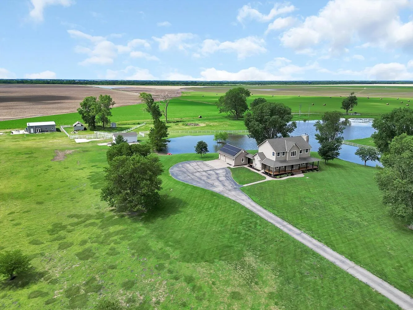 Sedgwick, Kansas 67135, United States, 7 Bedrooms Bedrooms, ,5 BathroomsBathrooms,Residential,Active,154874 Sedgwick, Kansas 67135, United States, 7 Bedrooms Bedrooms, ,5 BathroomsBathrooms,Residential,Active,154874