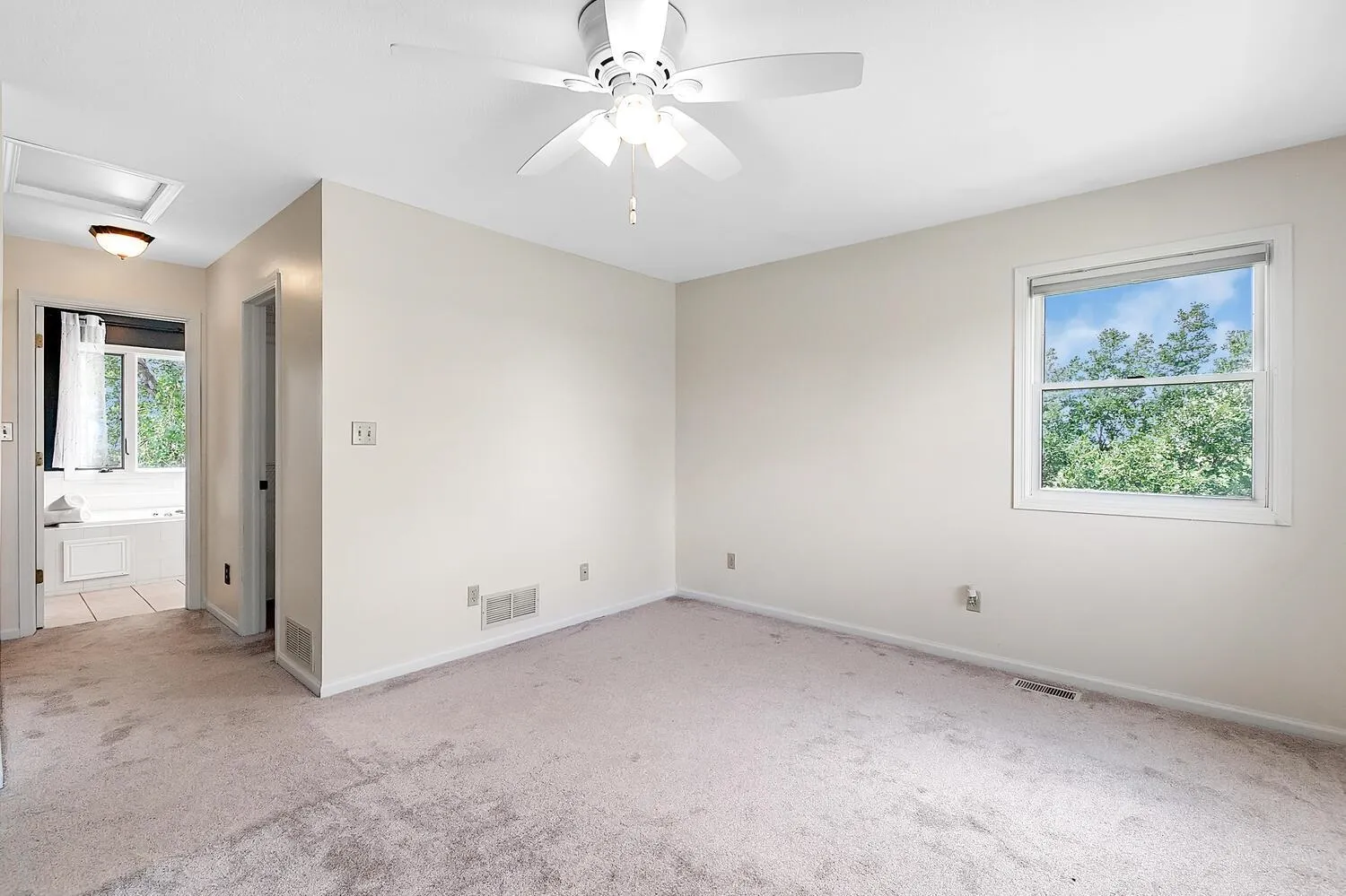 Sedgwick, Kansas 67135, United States, 7 Bedrooms Bedrooms, ,5 BathroomsBathrooms,Residential,Active,154874