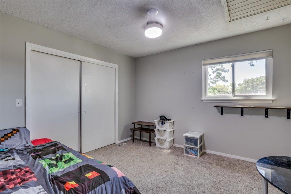 2033 S Lori Ln, Wichita, Kansas image 25