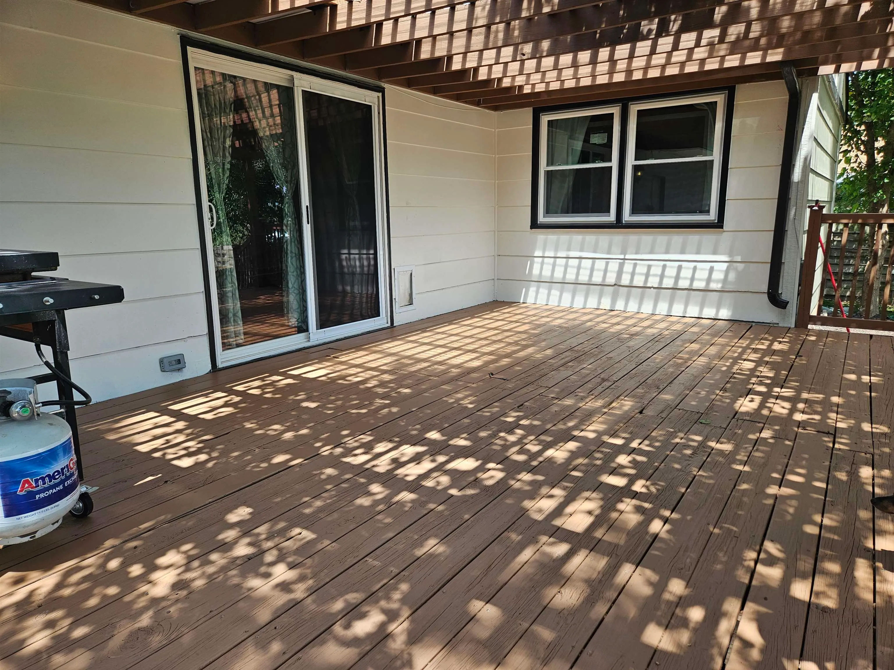 Wichita, Kansas 67212, United States, 3 Bedrooms Bedrooms, ,2 BathroomsBathrooms,Residential,Active,160516