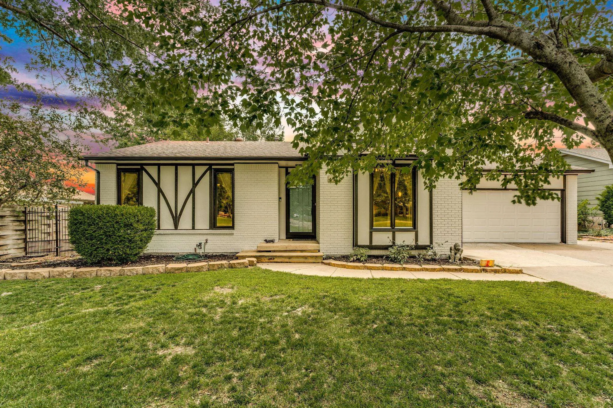 Wichita, Kansas 67212, United States, 3 Bedrooms Bedrooms, ,2 BathroomsBathrooms,Residential,Active,160516 Wichita, Kansas 67212, United States, 3 Bedrooms Bedrooms, ,2 BathroomsBathrooms,Residential,Active,160516