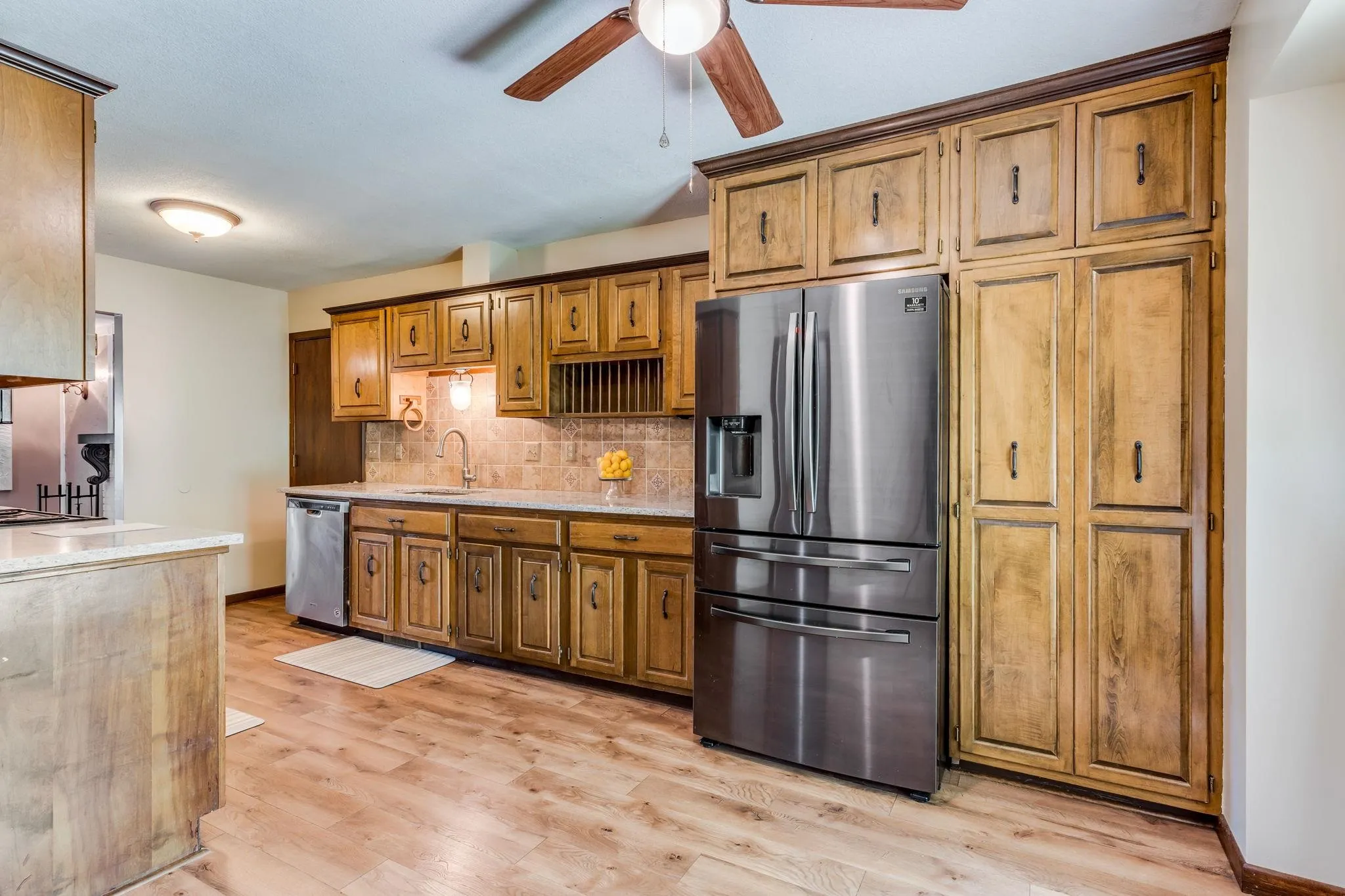 Wichita, Kansas 67212, United States, 3 Bedrooms Bedrooms, ,2 BathroomsBathrooms,Residential,Active,160516