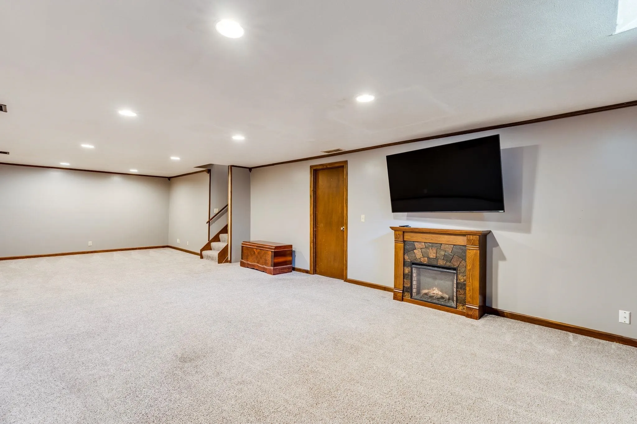 Wichita, Kansas 67212, United States, 3 Bedrooms Bedrooms, ,2 BathroomsBathrooms,Residential,Active,160516