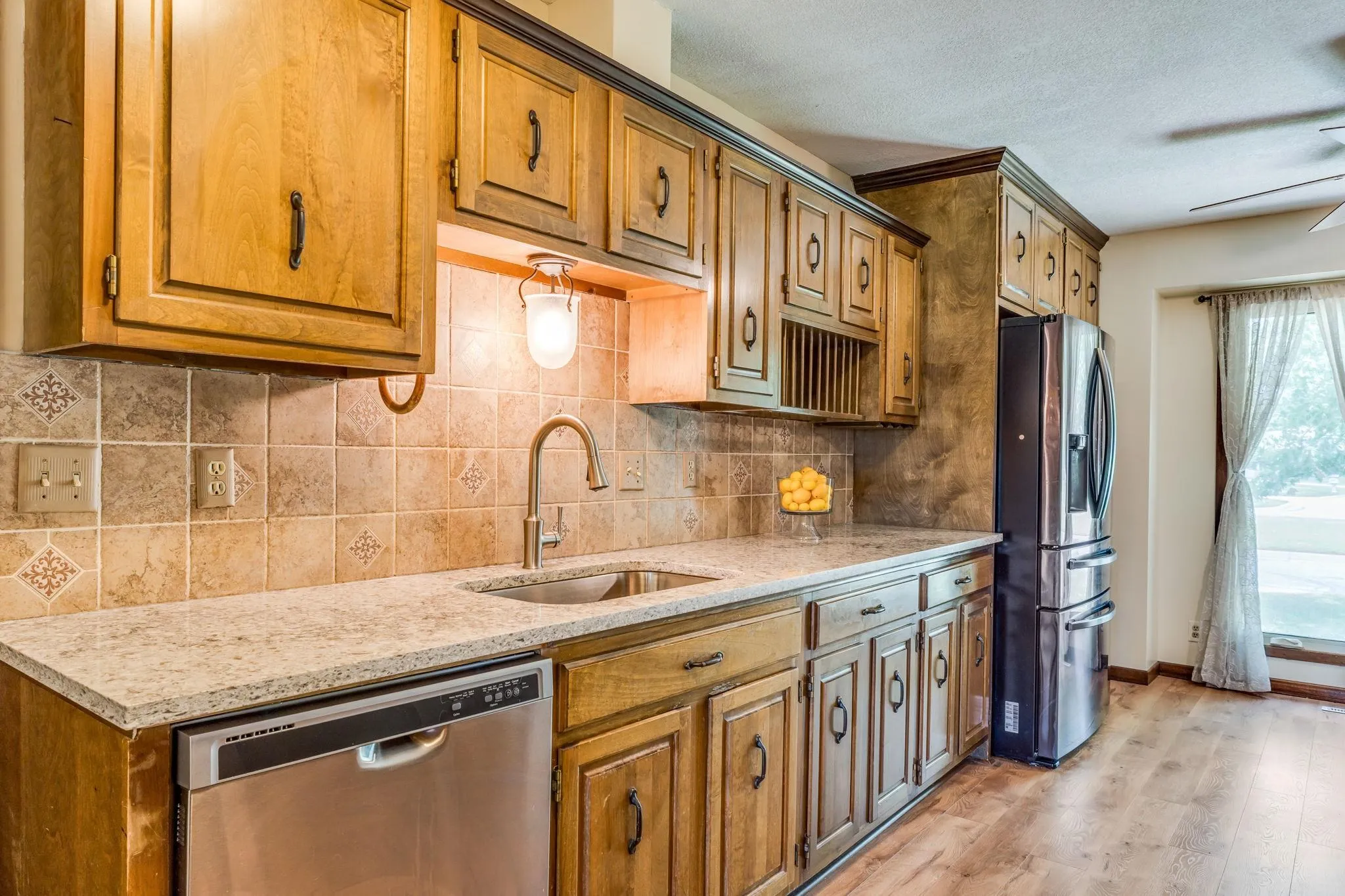 Wichita, Kansas 67212, United States, 3 Bedrooms Bedrooms, ,2 BathroomsBathrooms,Residential,Active,160516