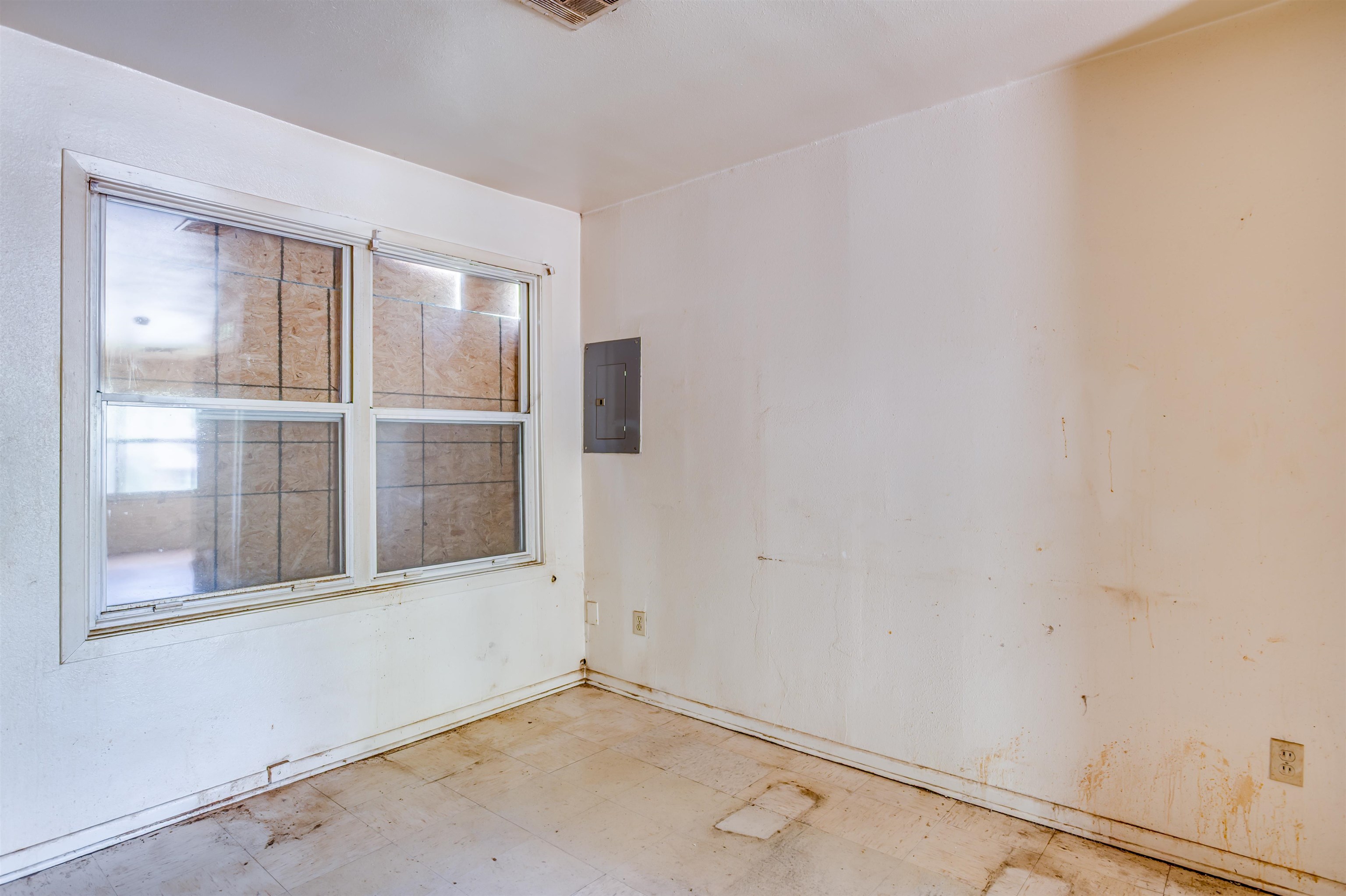 1642 N Lorraine Ave, Wichita, Kansas image 8