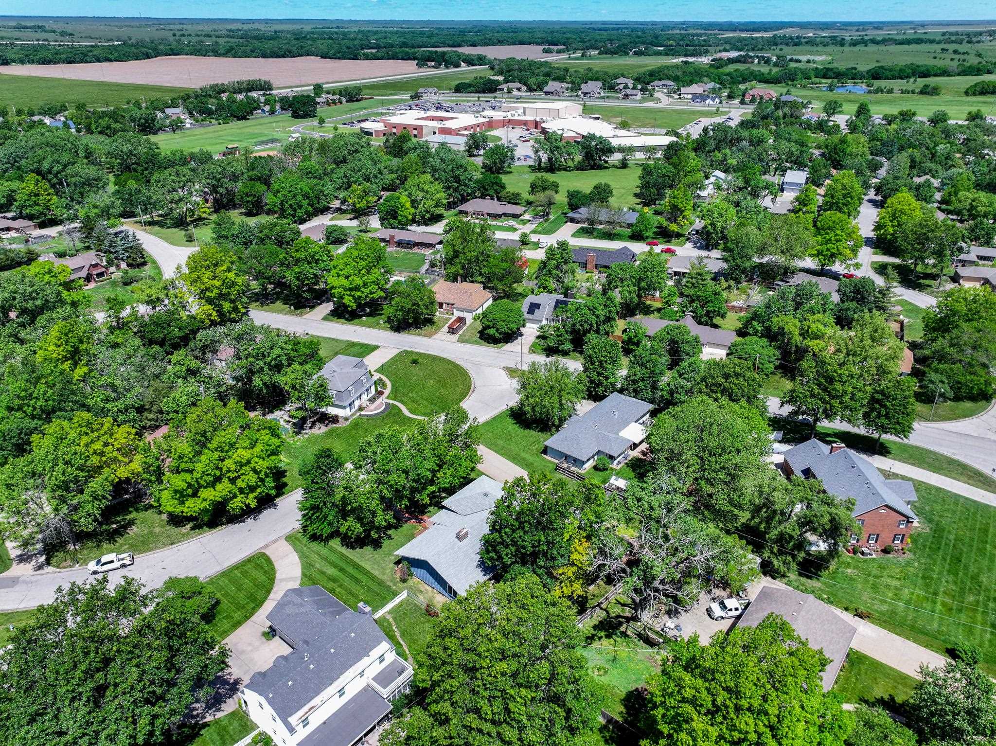 1852 N Circle Dr, El Dorado, Kansas image 29