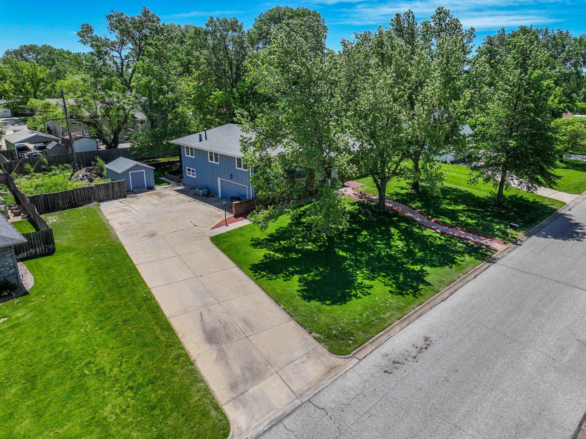 1852 N Circle Dr, El Dorado, Kansas image 30