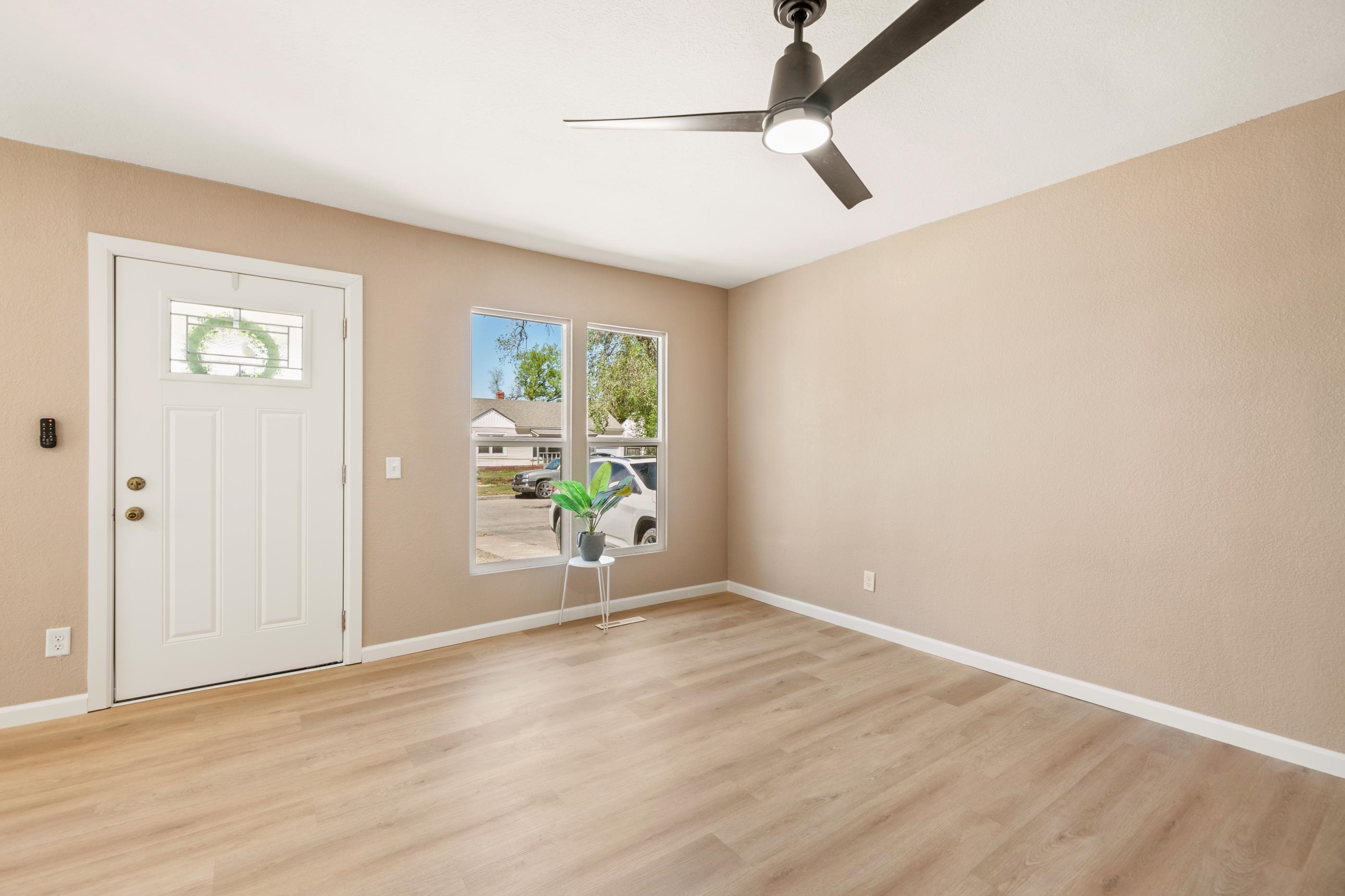 2112 S Gold St, Wichita, Kansas image 5