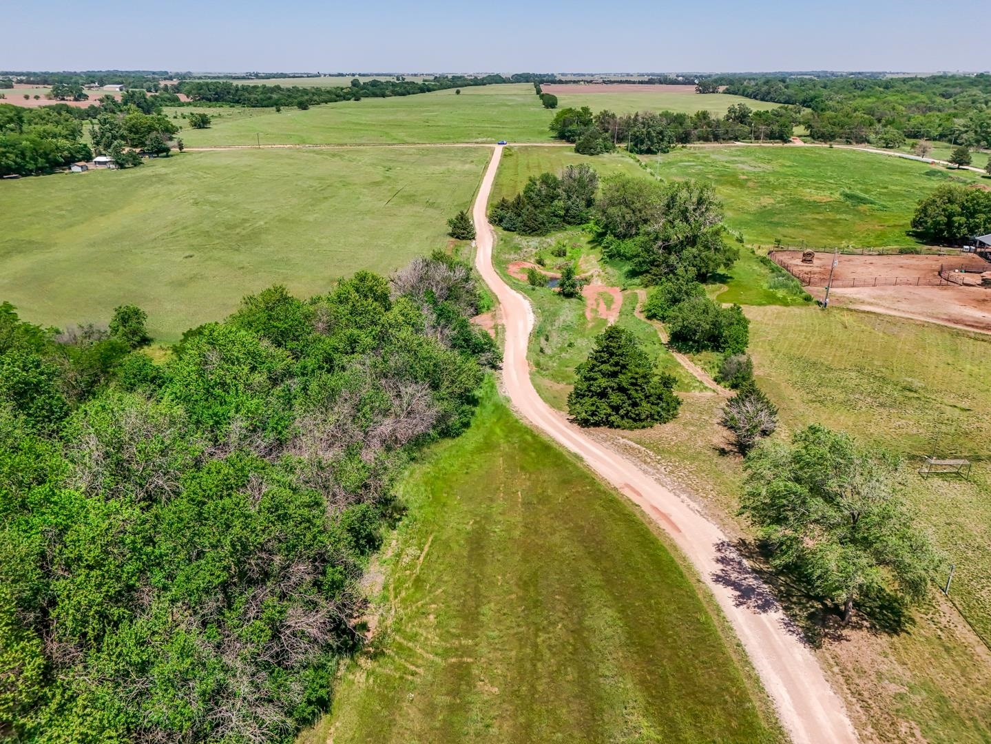 22+/- W 6th St. S, Garden Plain, Kansas image 14