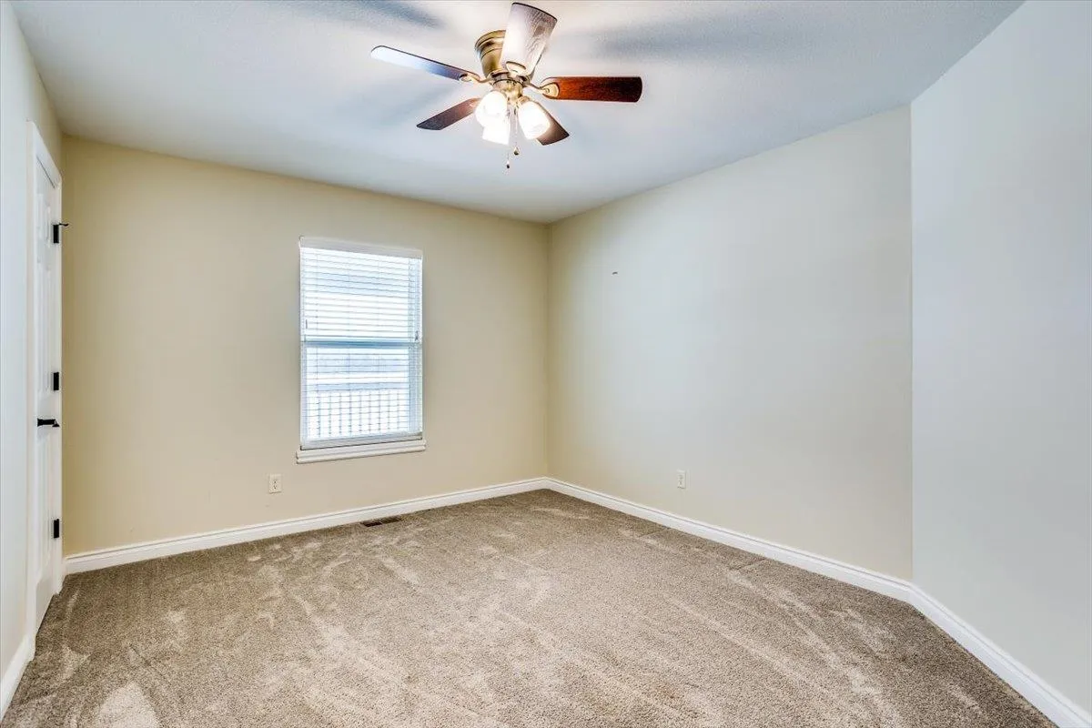 Douglass, Kansas 67039, United States, 3 Bedrooms Bedrooms, ,2 BathroomsBathrooms,Residential,Pending,20390