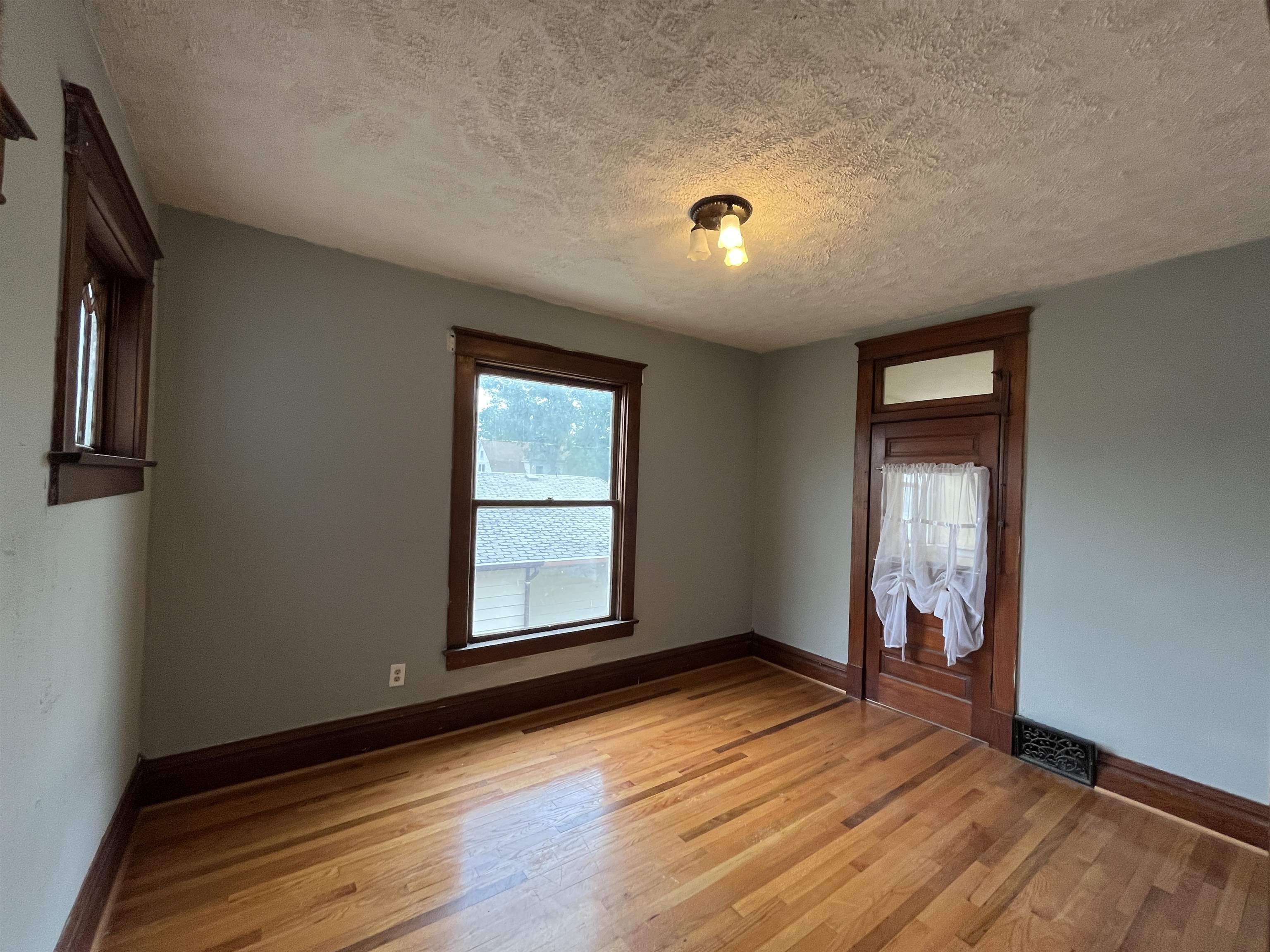 805 W Iron Ave, Salina, Kansas image 21