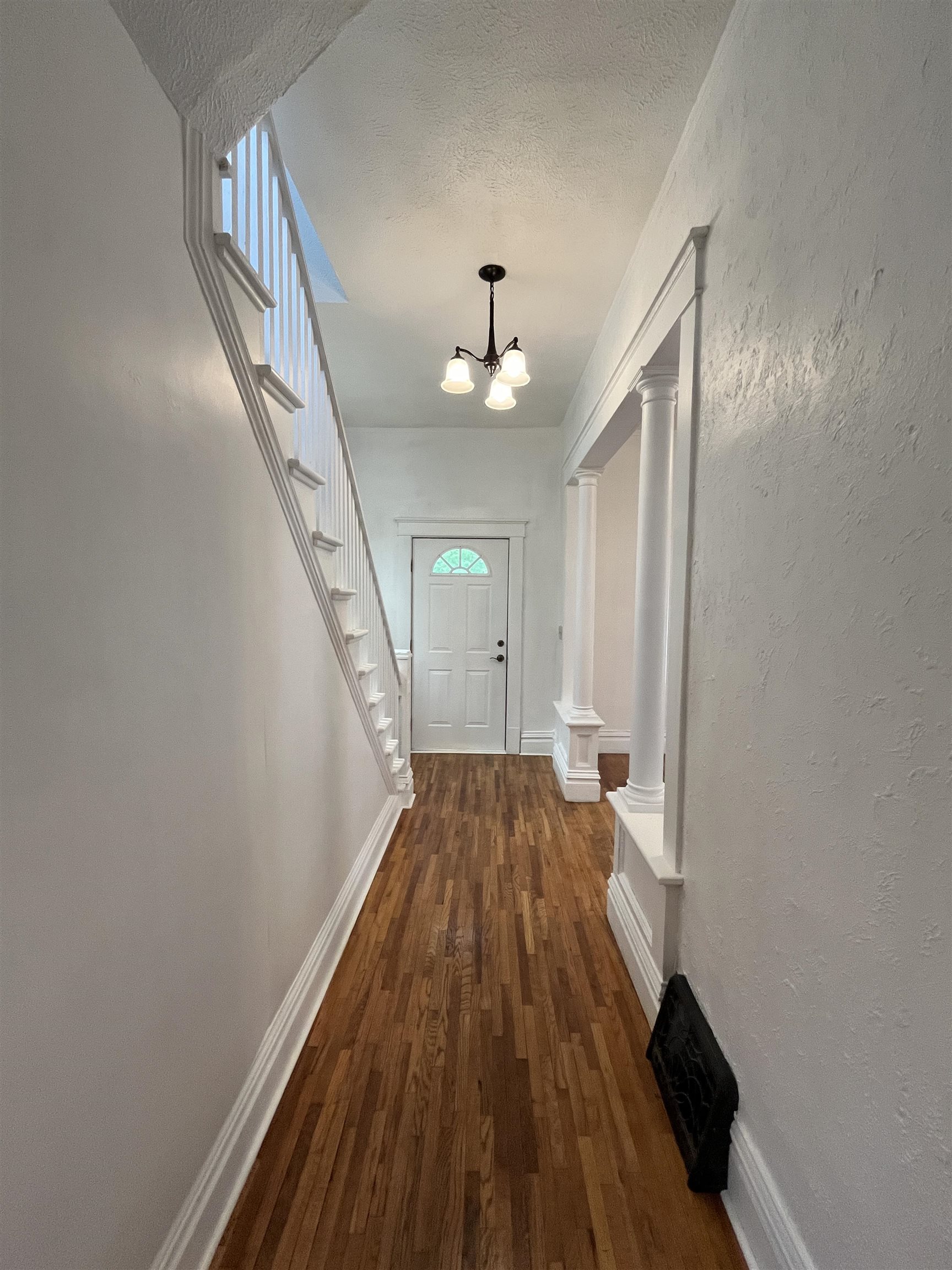 805 W Iron Ave, Salina, Kansas image 2