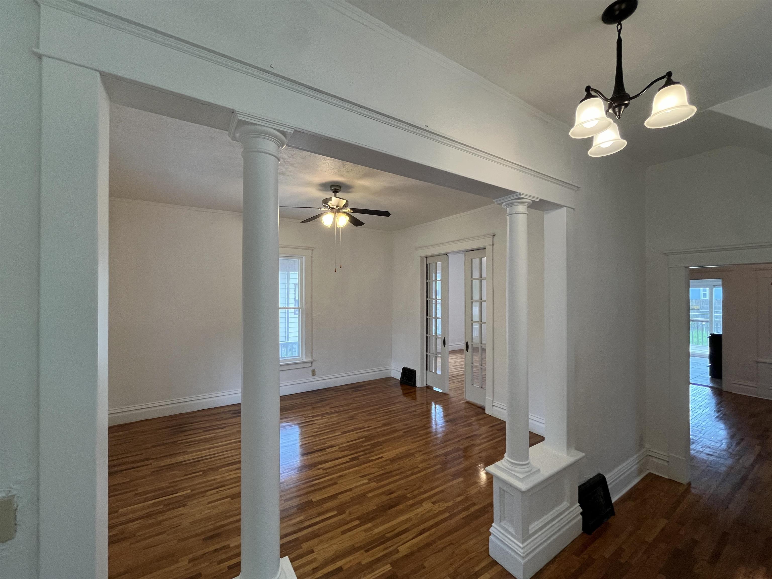 805 W Iron Ave, Salina, Kansas image 4