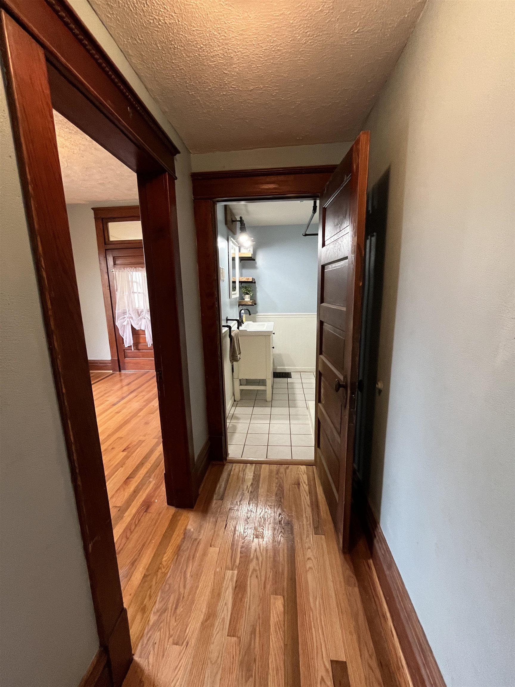805 W Iron Ave, Salina, Kansas image 20